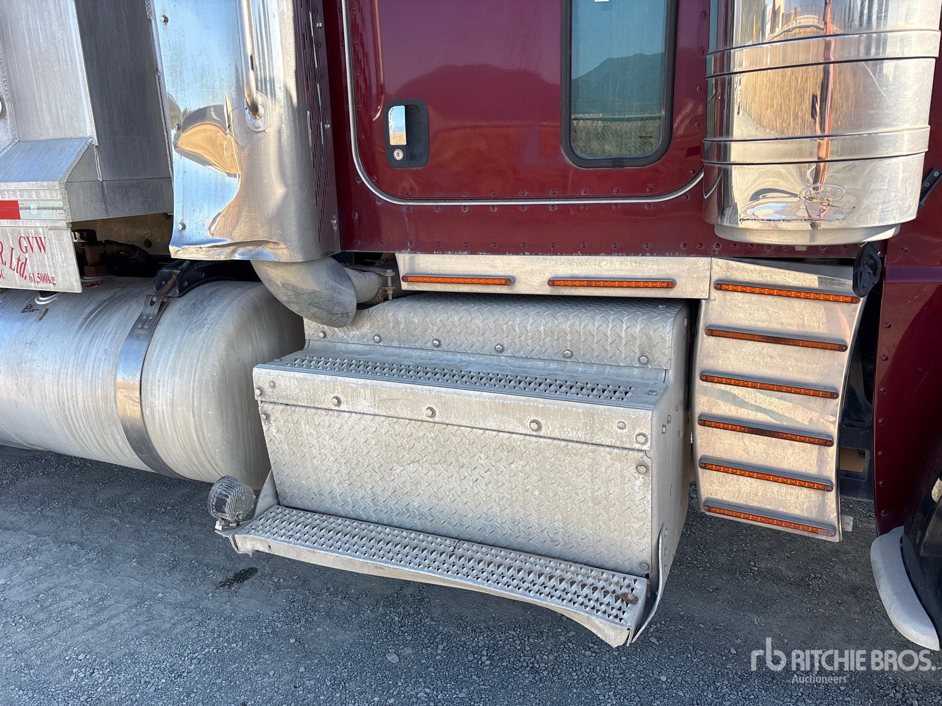 2016 Peterbilt 389