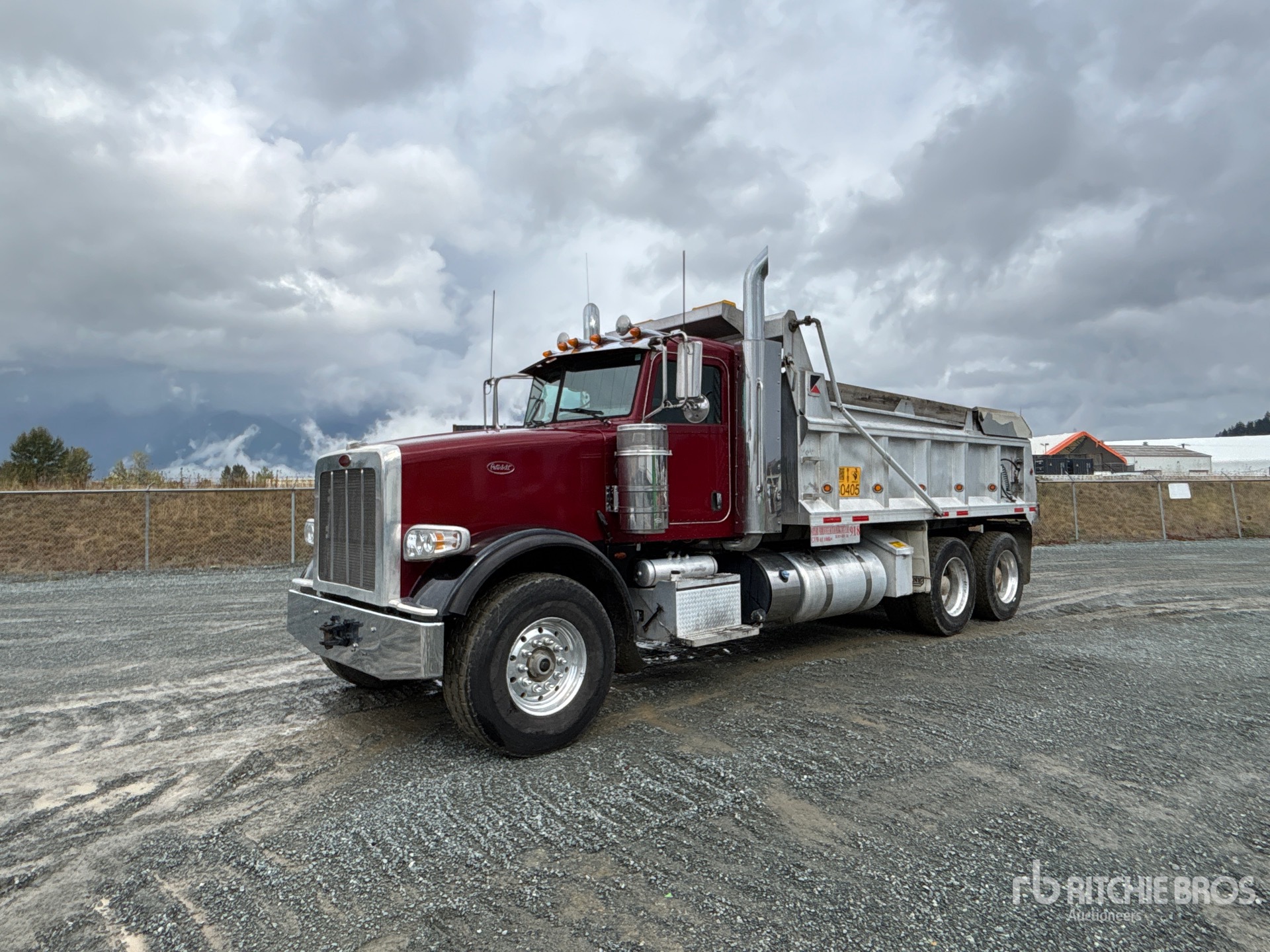 2020 Peterbilt 367