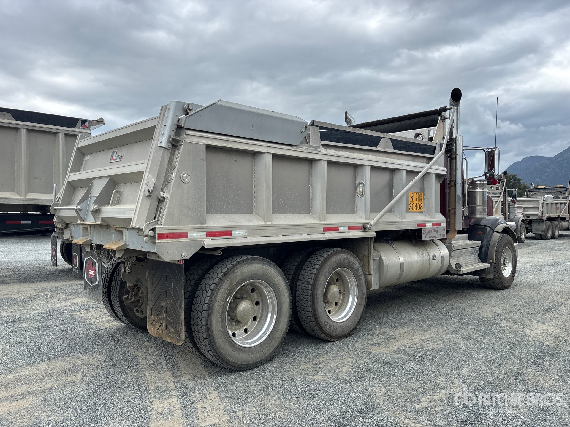 2024 Peterbilt 367