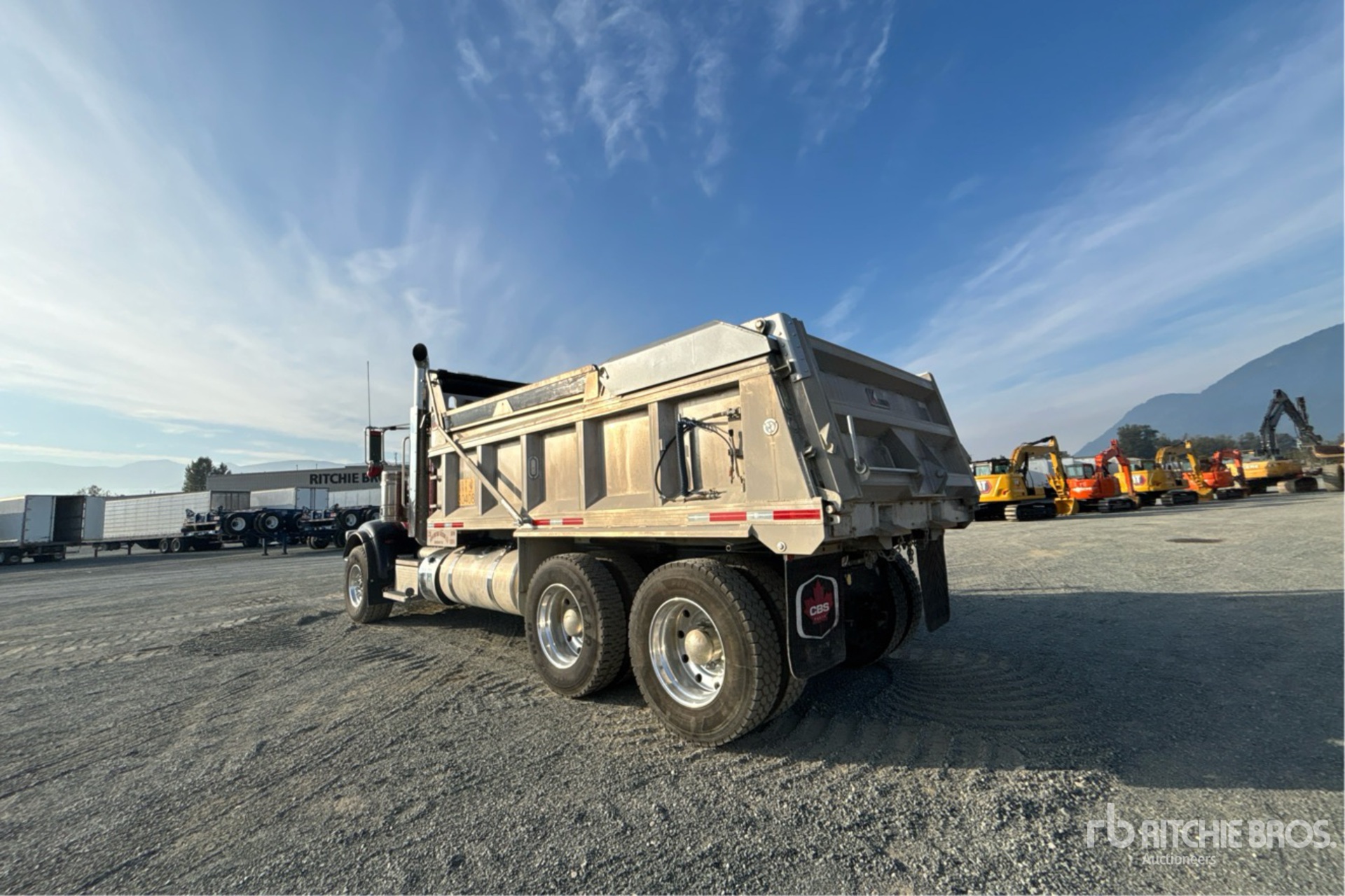 2024 Peterbilt 367