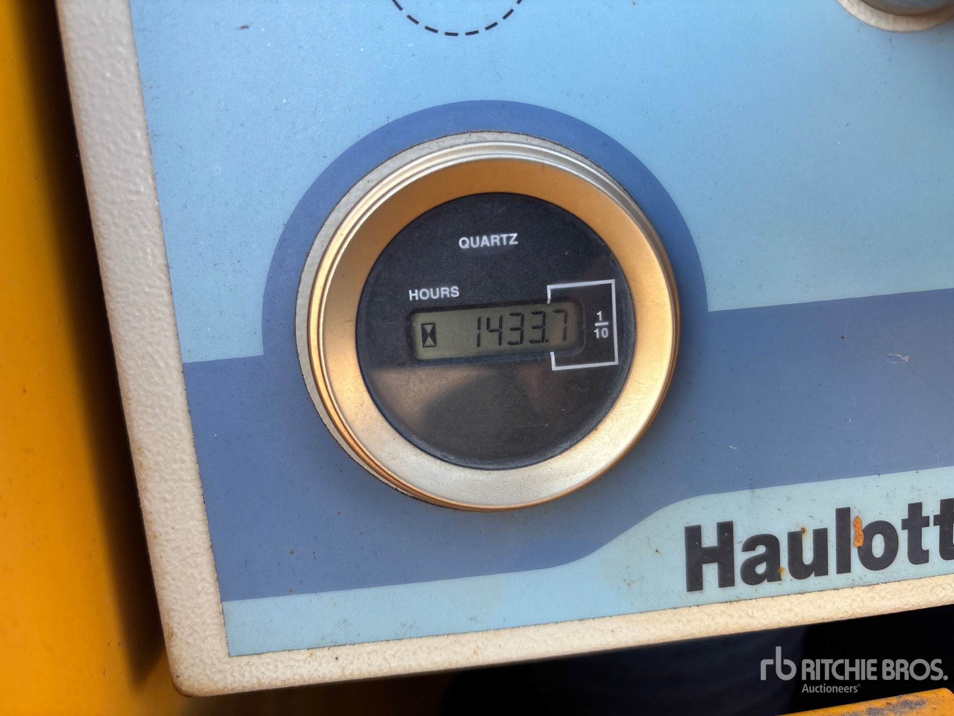 2014 Haulotte 4388RT