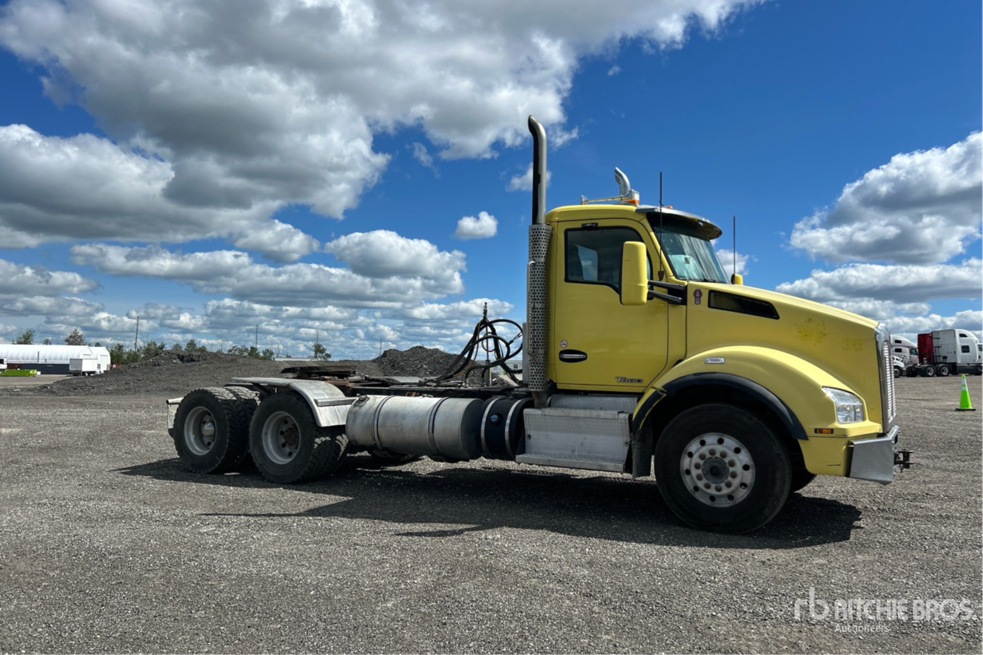 2016 Kenworth T880