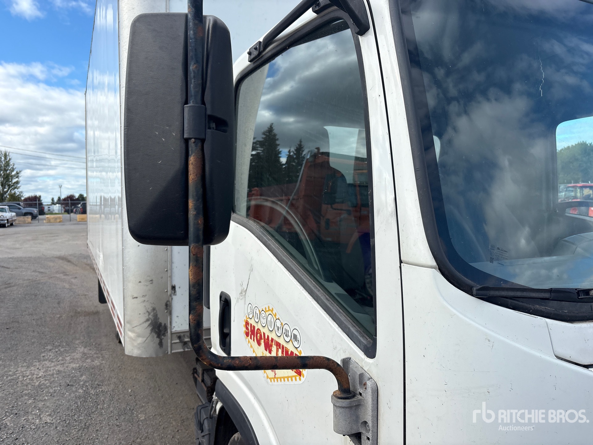 2018 Isuzu NPR HD