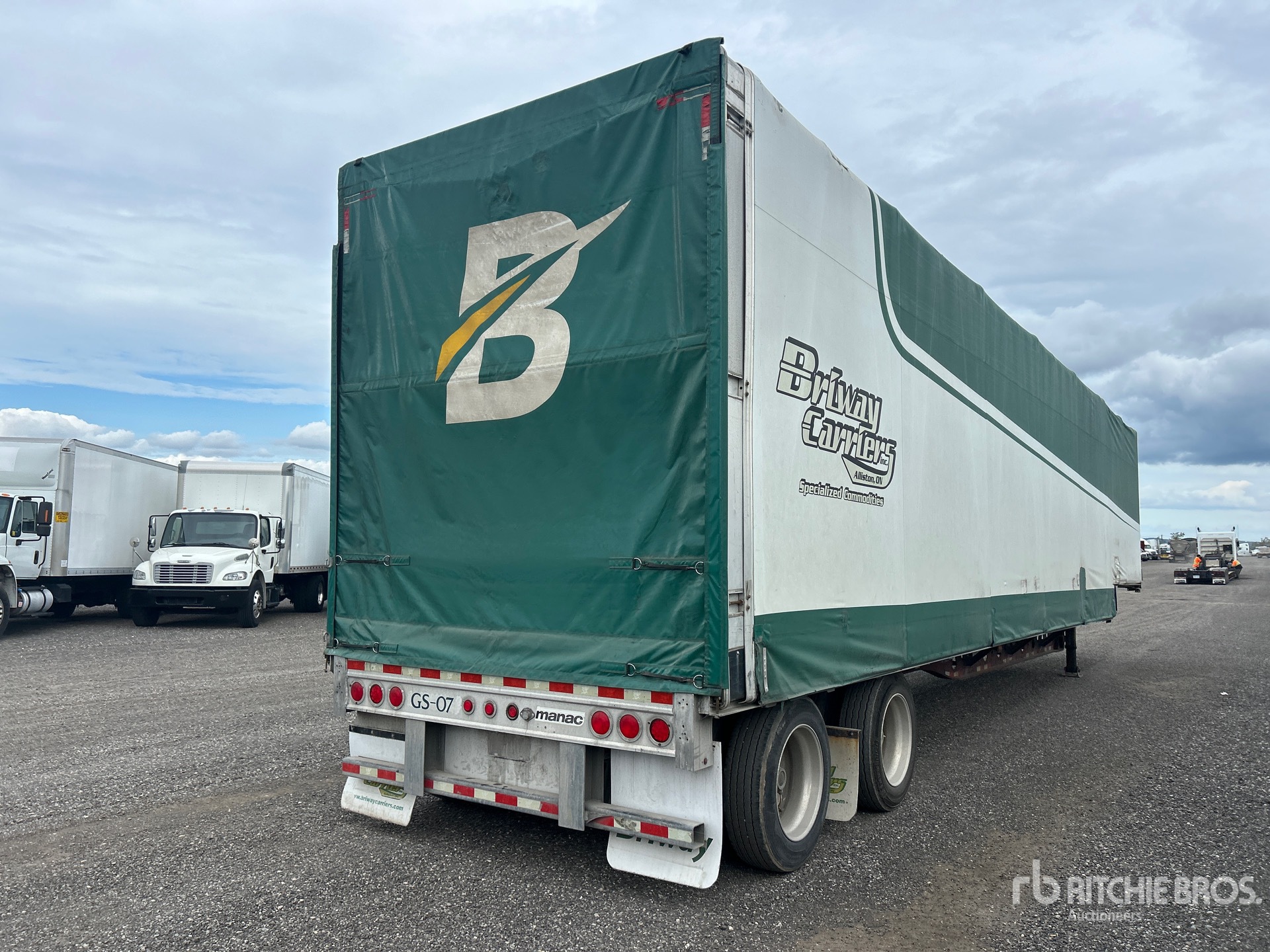 2017 Manac 48 ft T/A Step Deck