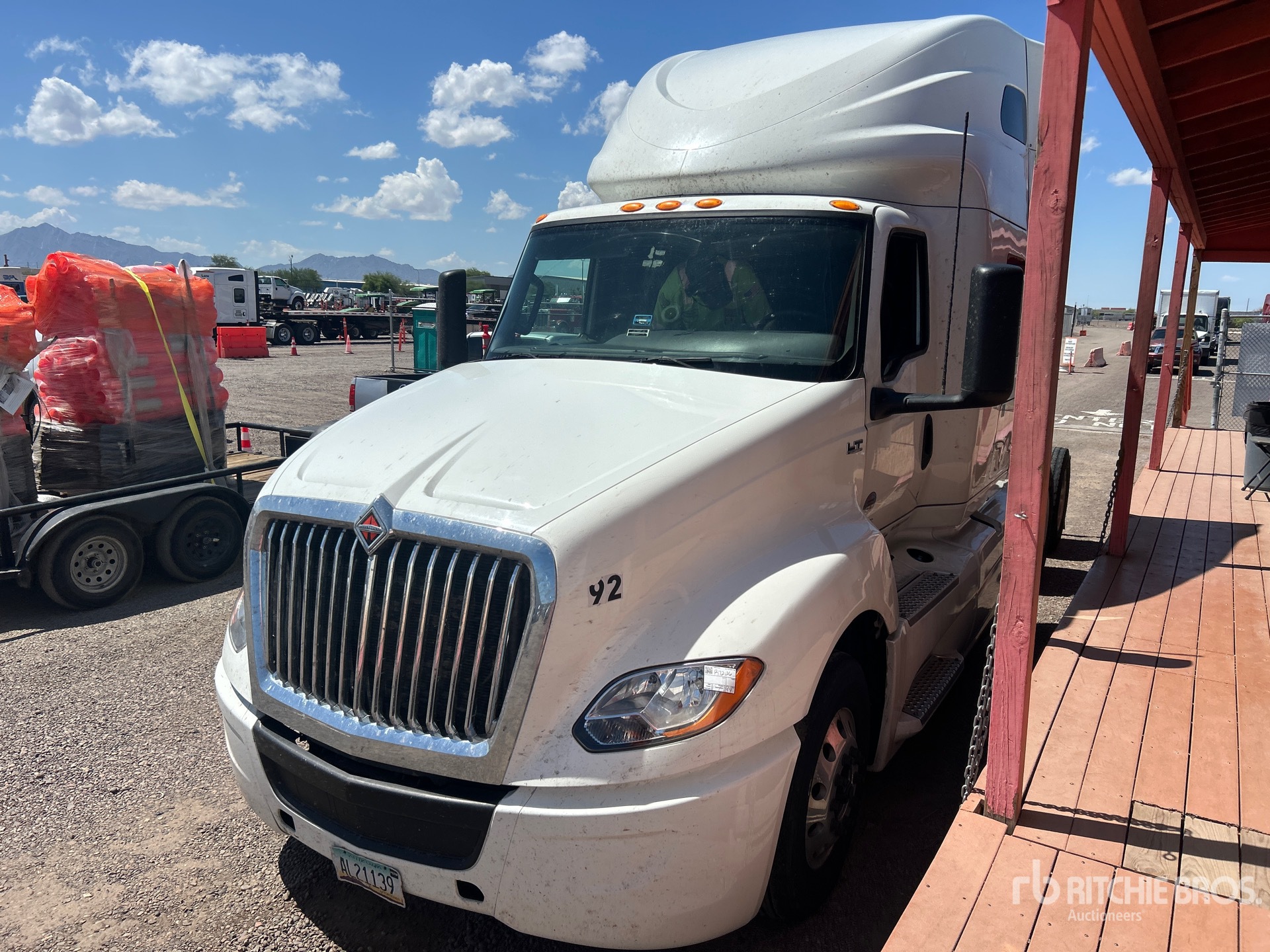2023 International LT625