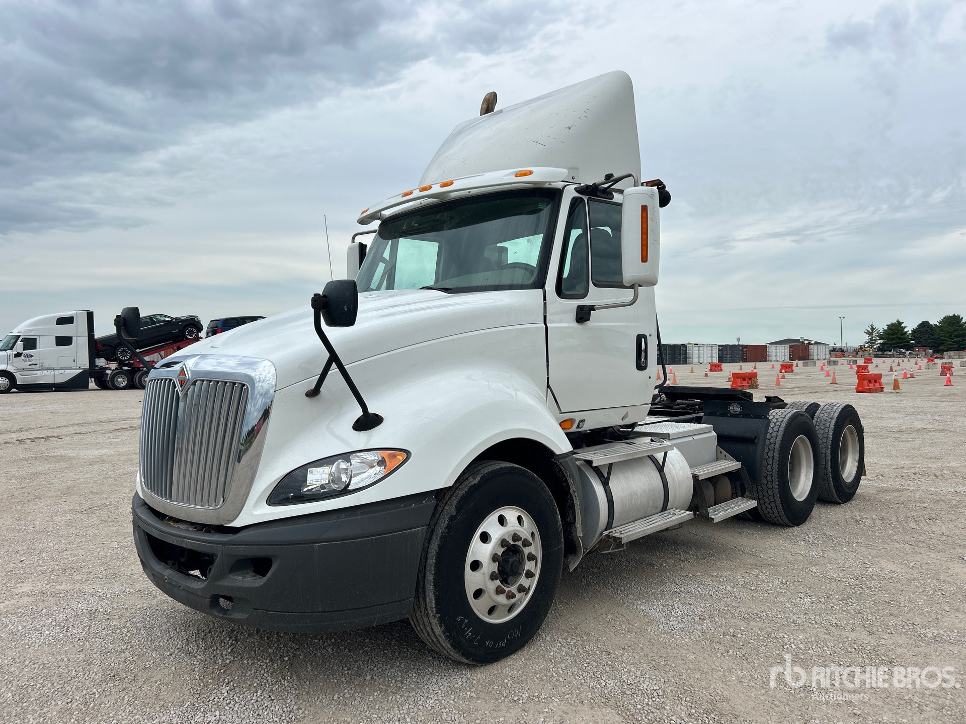 2014 International PROSTAR+