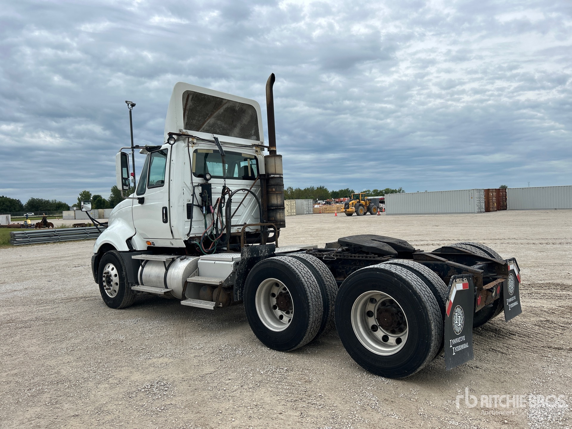 2014 International PROSTAR+ 122