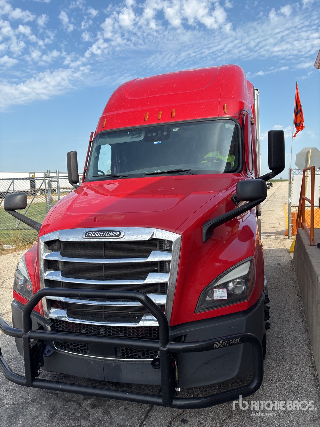 2023 Freightliner CASCADIA 126