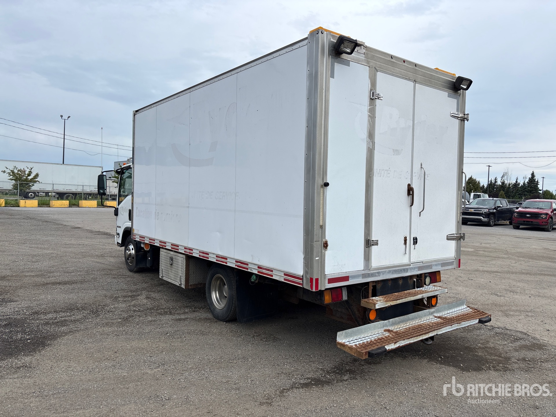 2011 Isuzu NPR