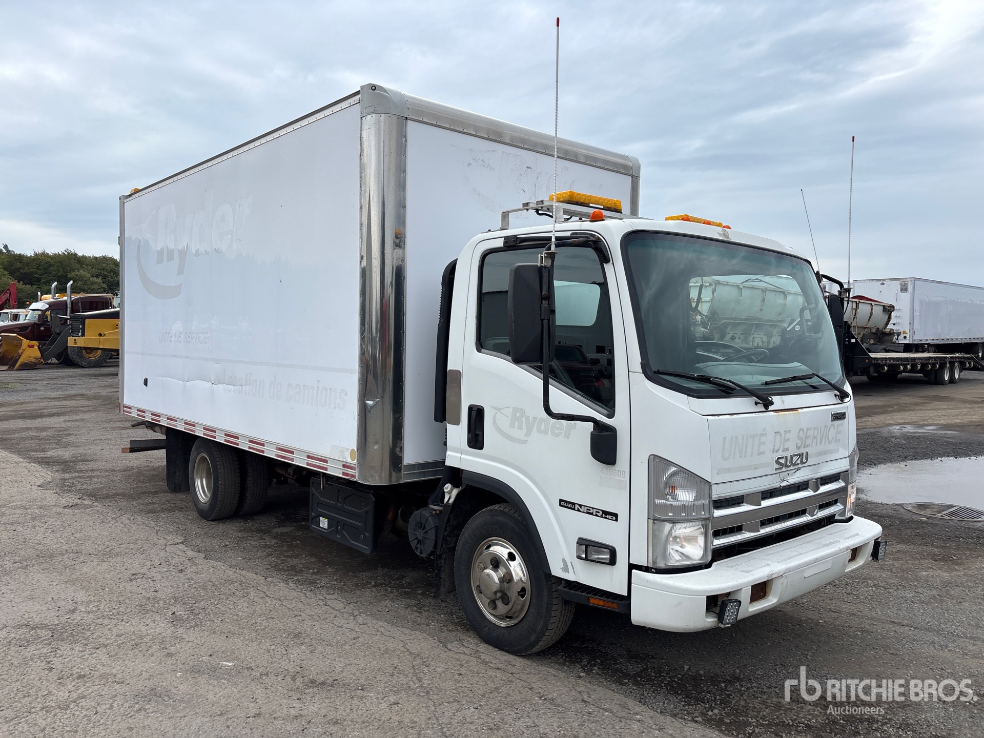 2011 Isuzu NPR