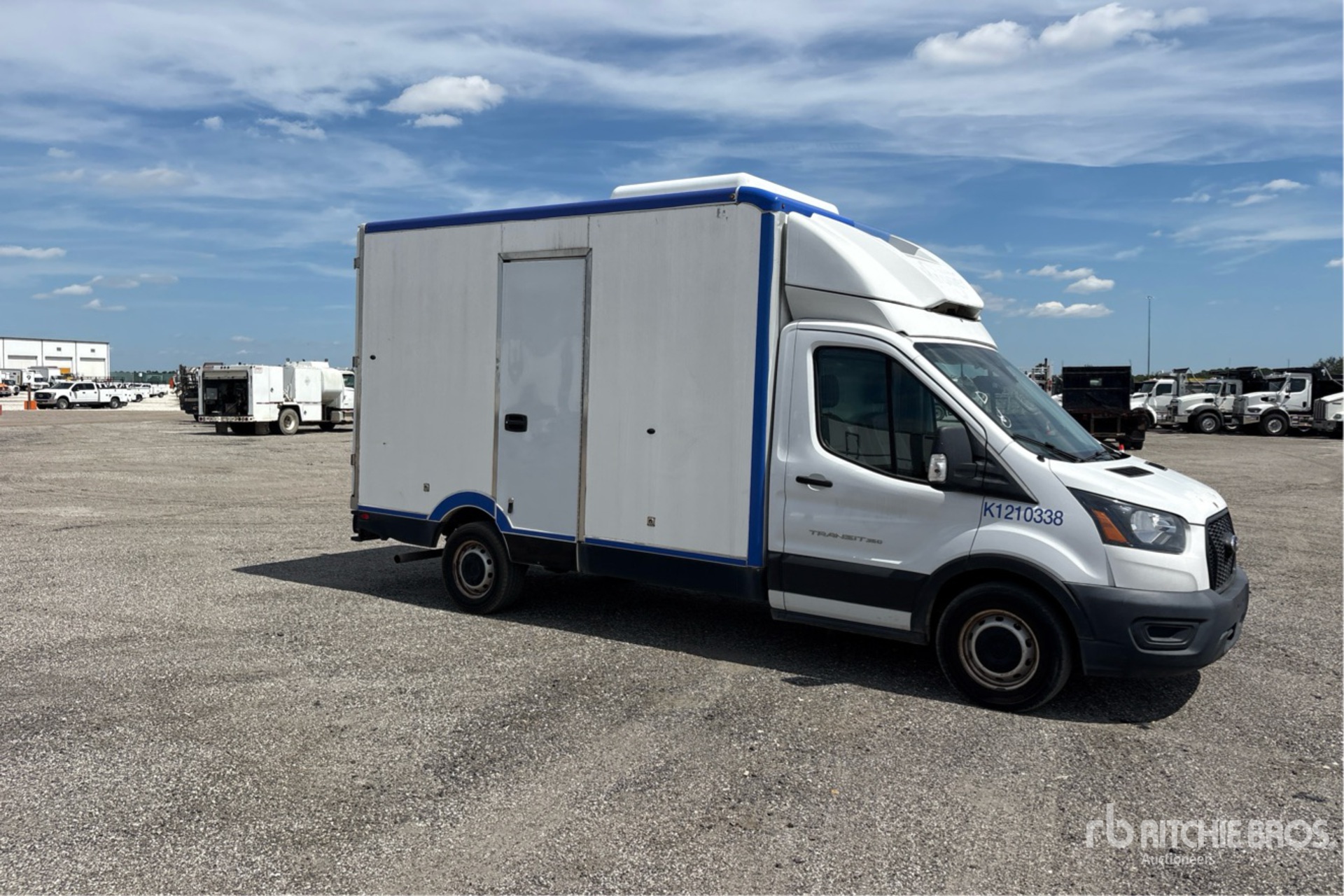2022 Ford Transit T350