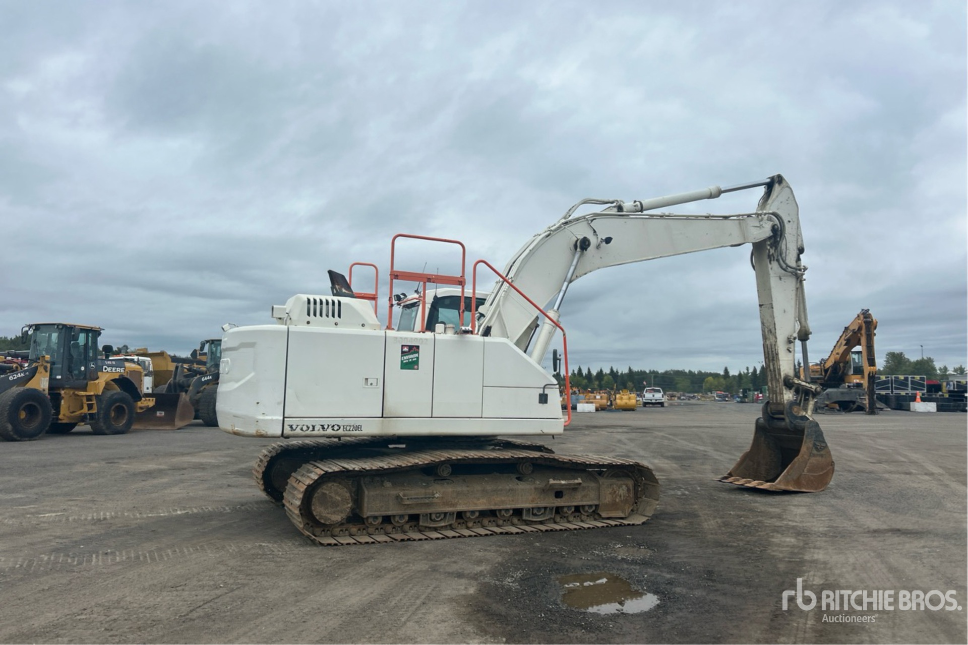 2017 Volvo EC220EL