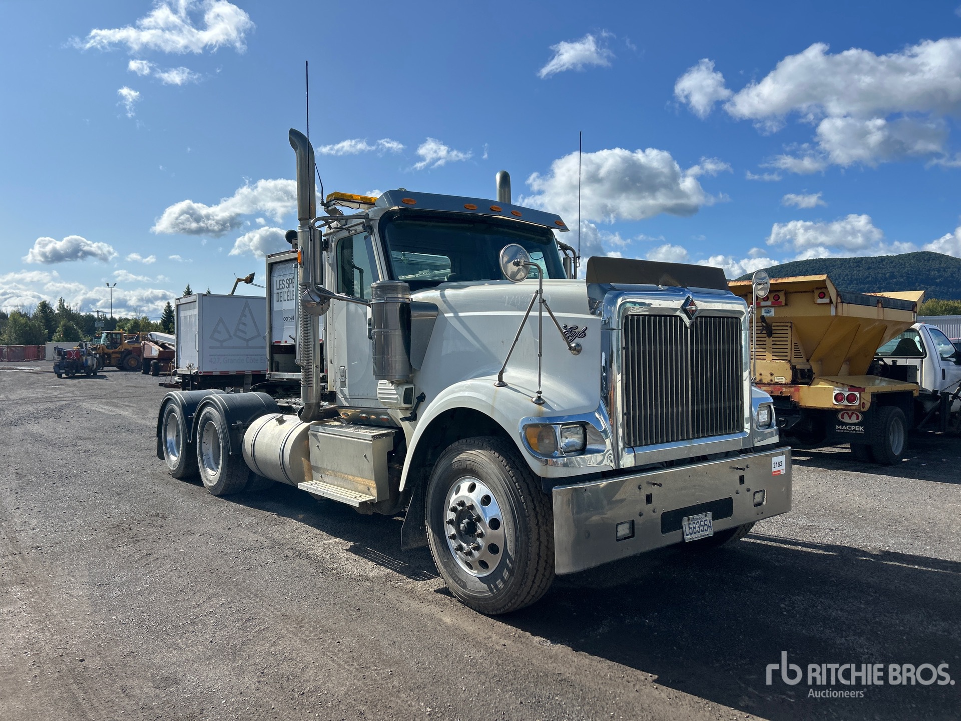 2015 International 9900i
