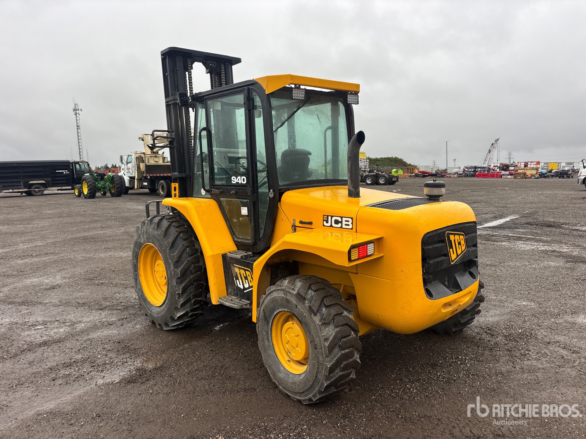 2005 JCB 940