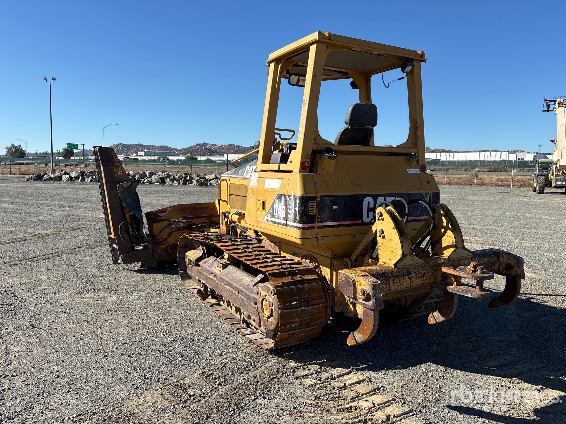 2007 Caterpillar D4G XL