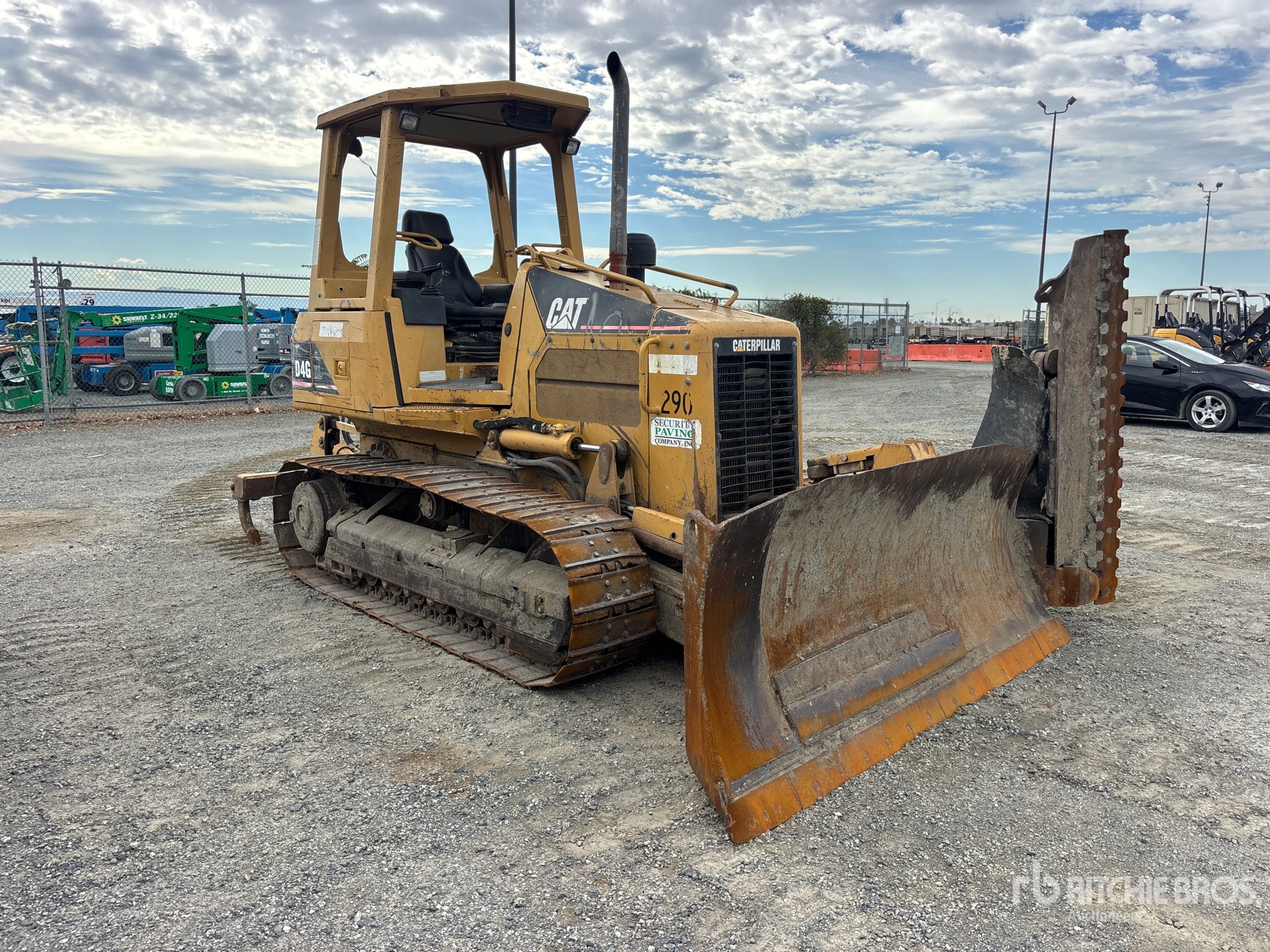 2007 Caterpillar D4G XL