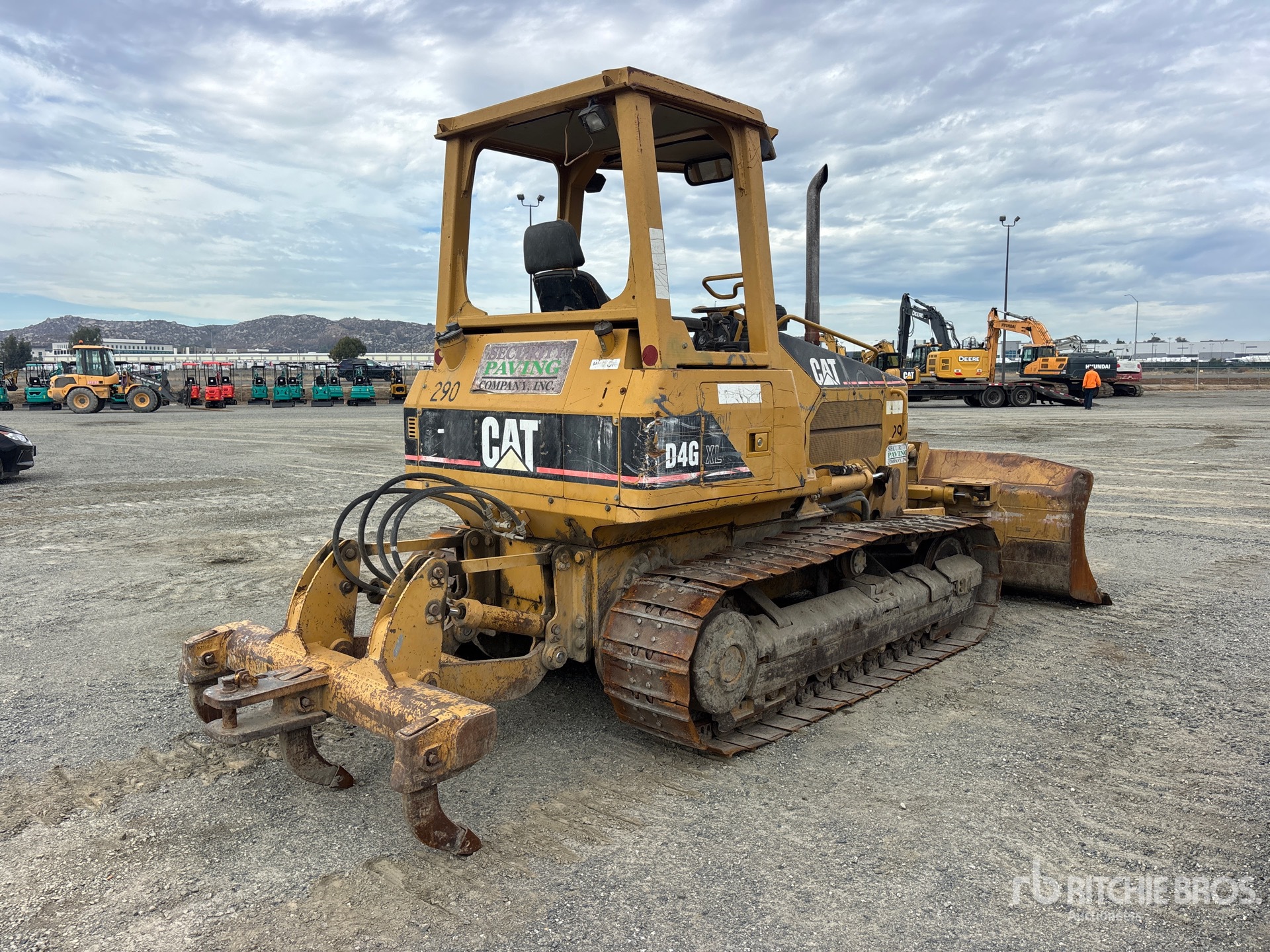2007 Caterpillar D4G XL