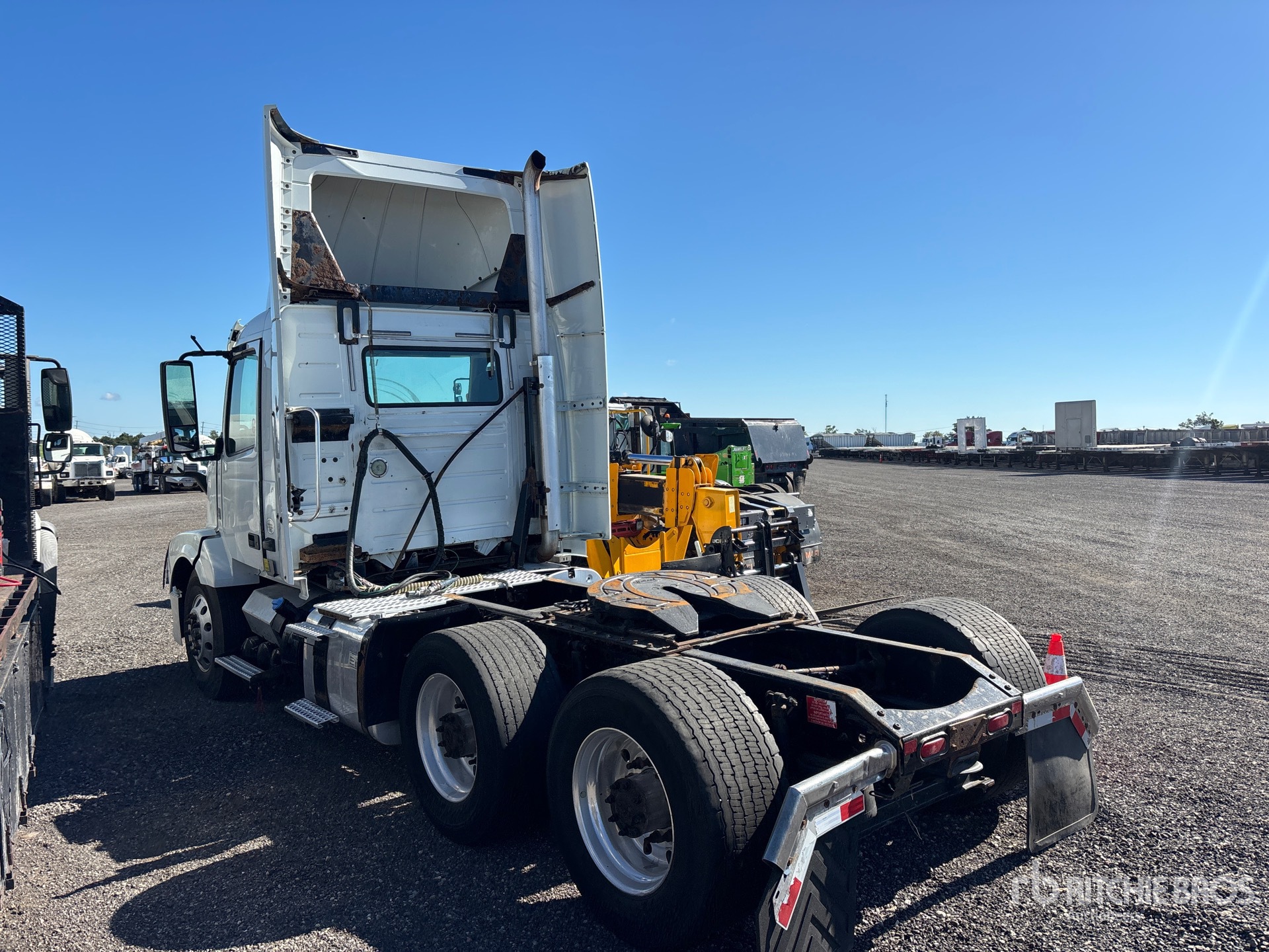2016 Volvo VNL