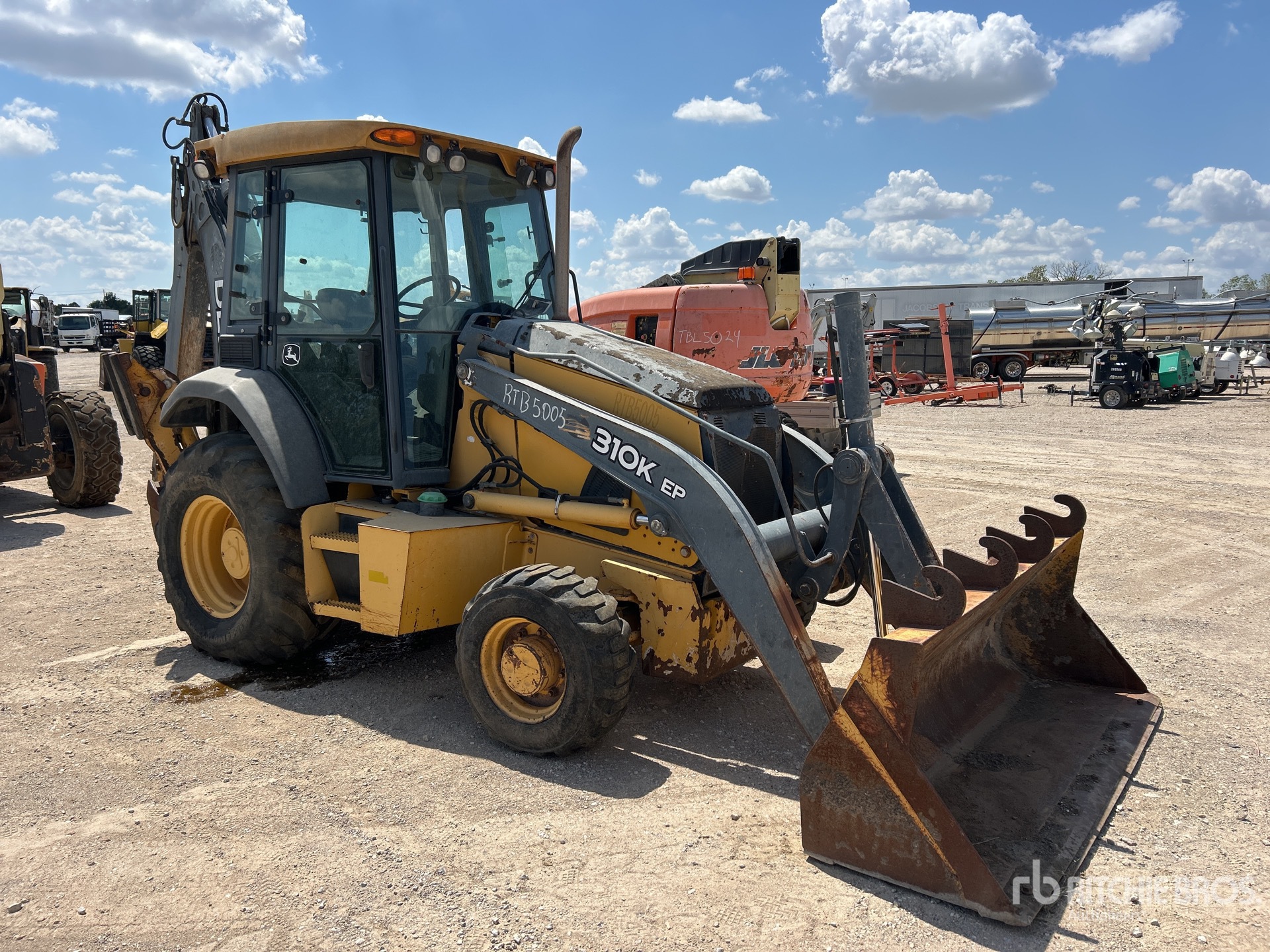 2012 John Deere 310K