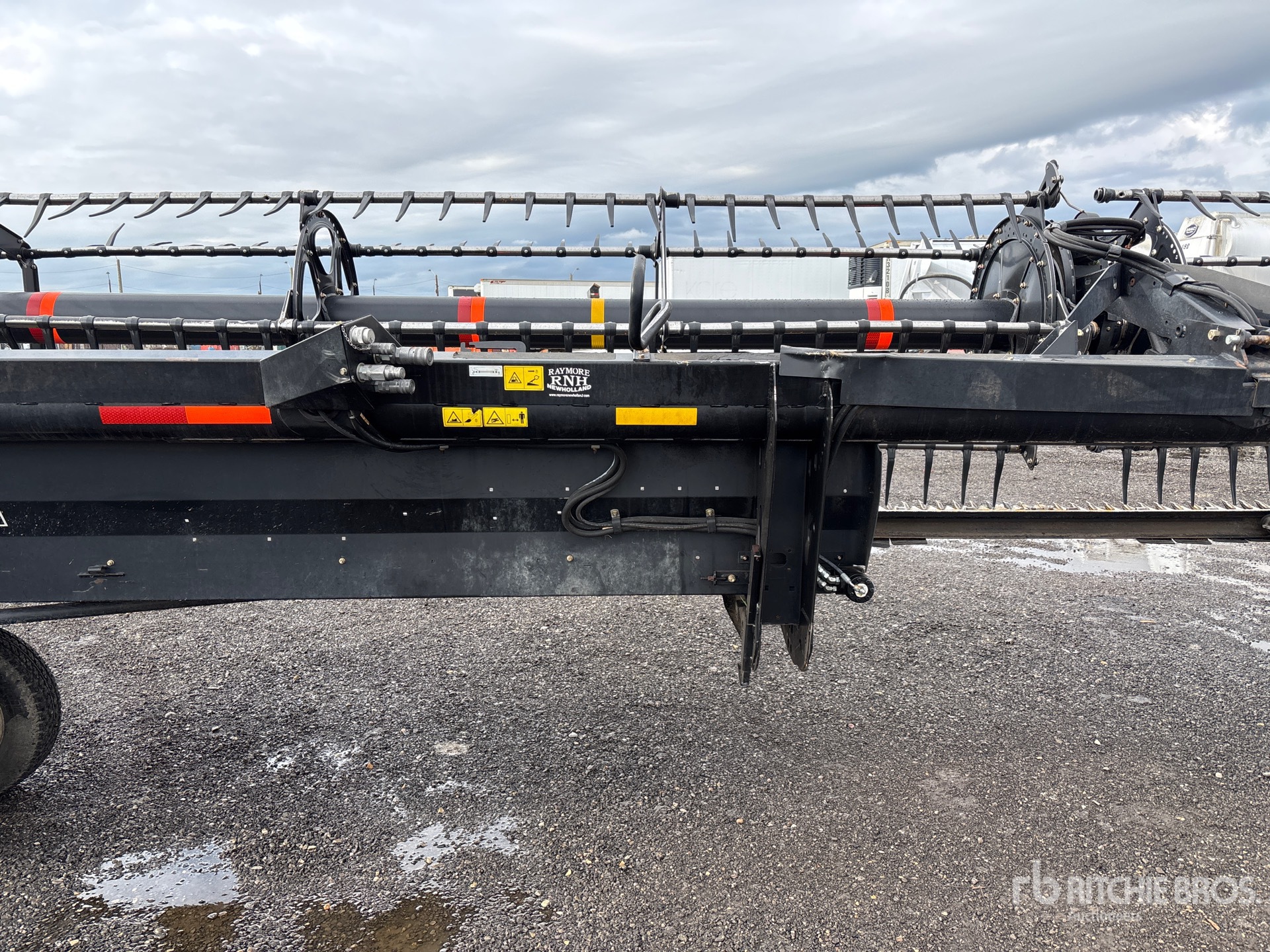 2014 Macdon D65