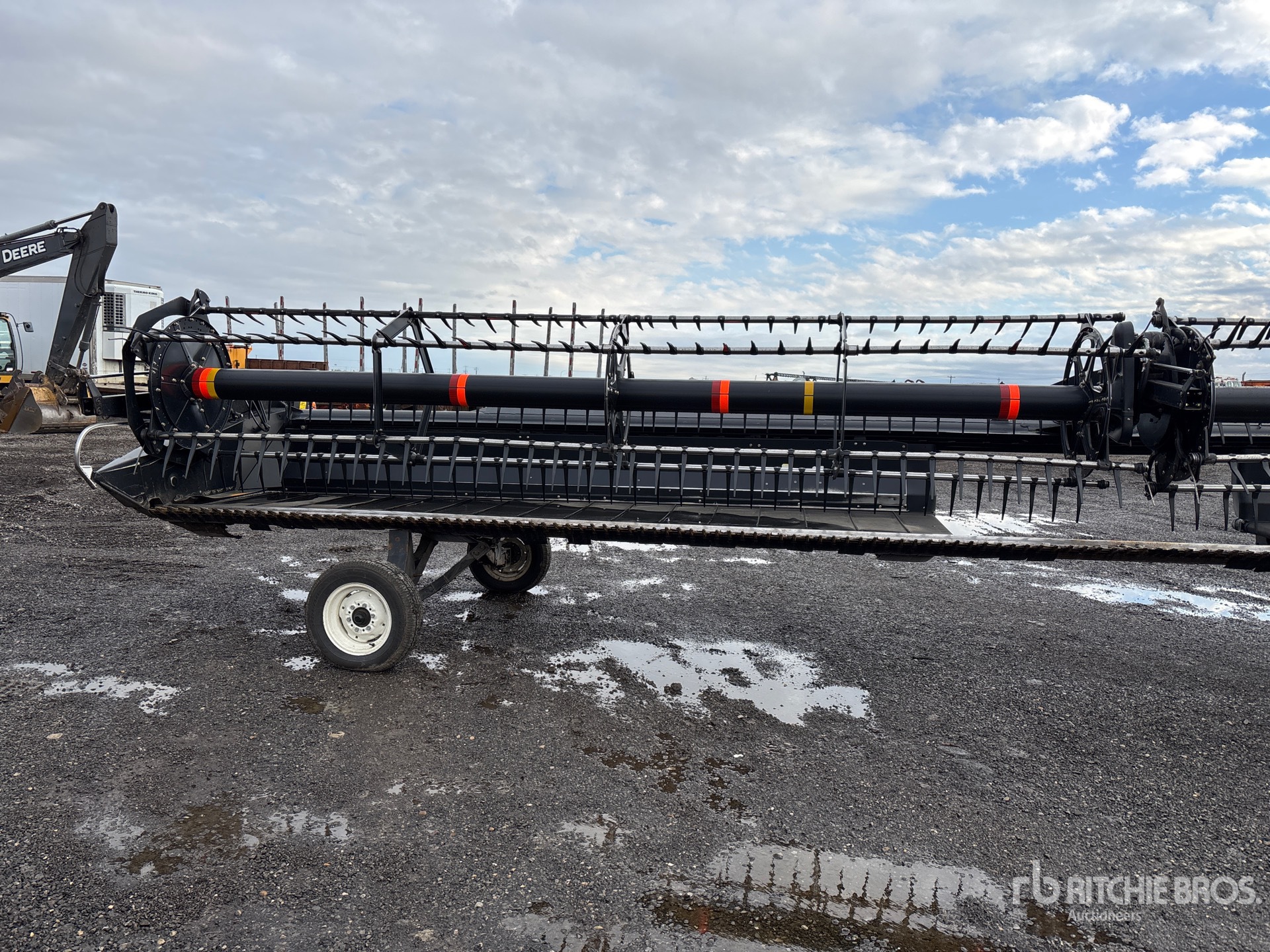 2014 Macdon D65