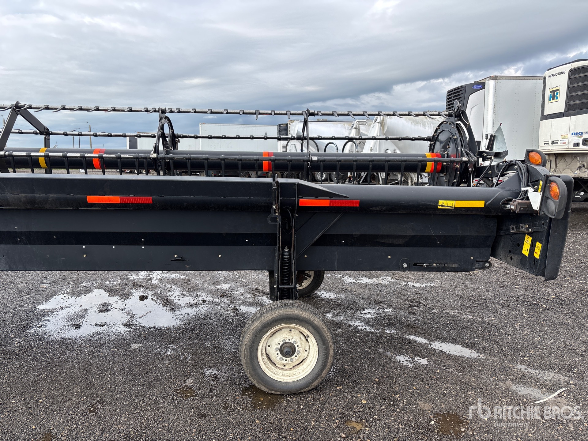 2014 Macdon D65