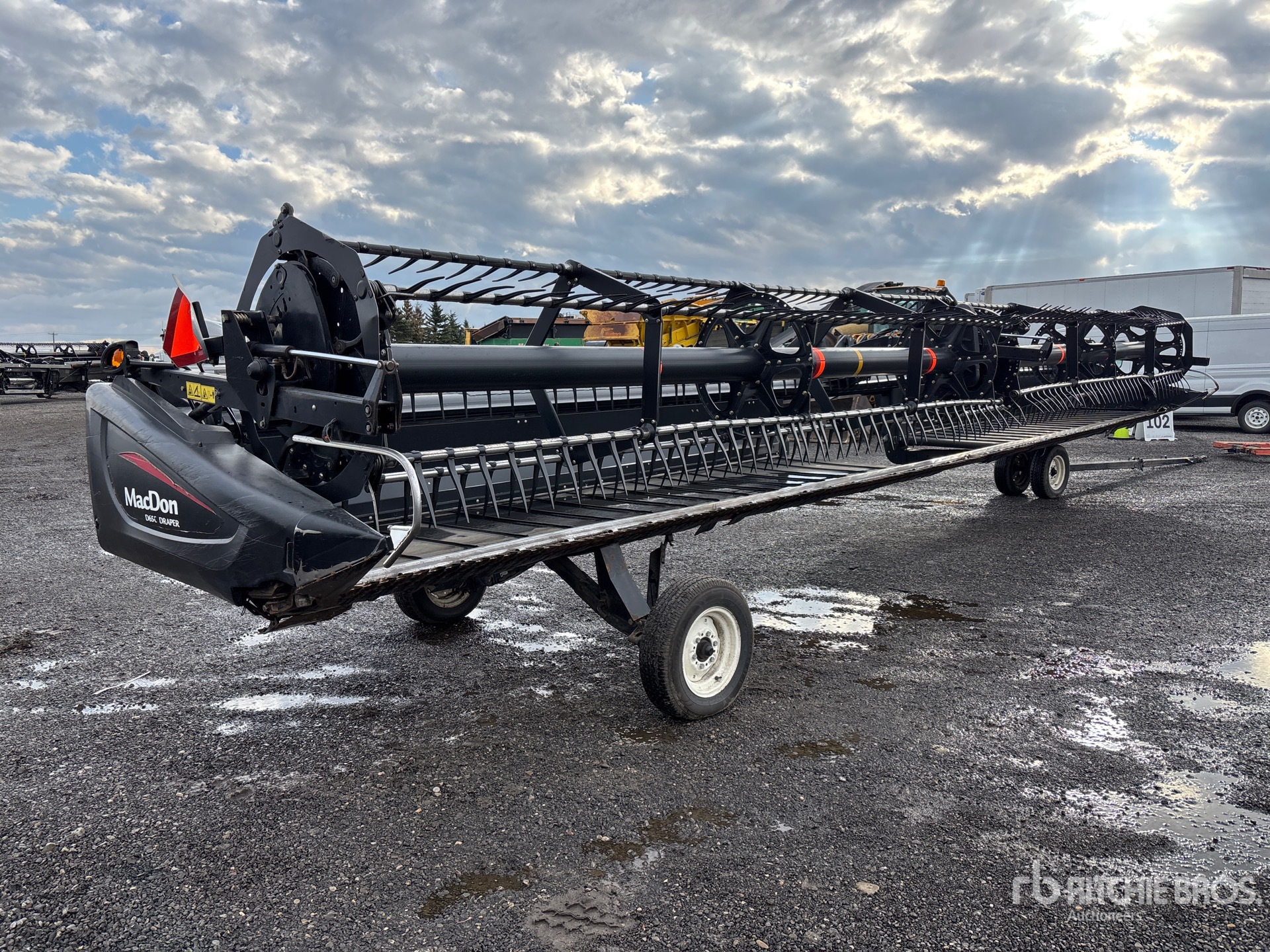 2014 Macdon D65
