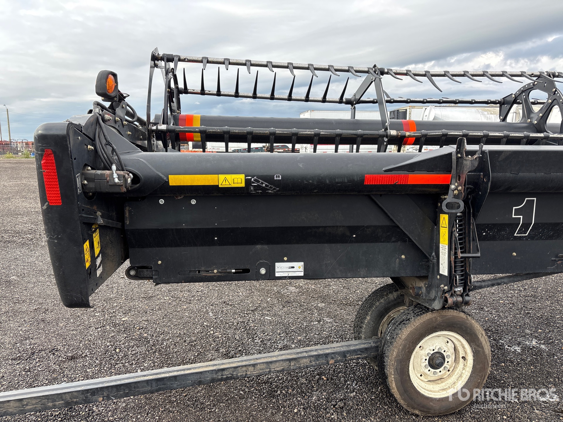 2014 Macdon D65