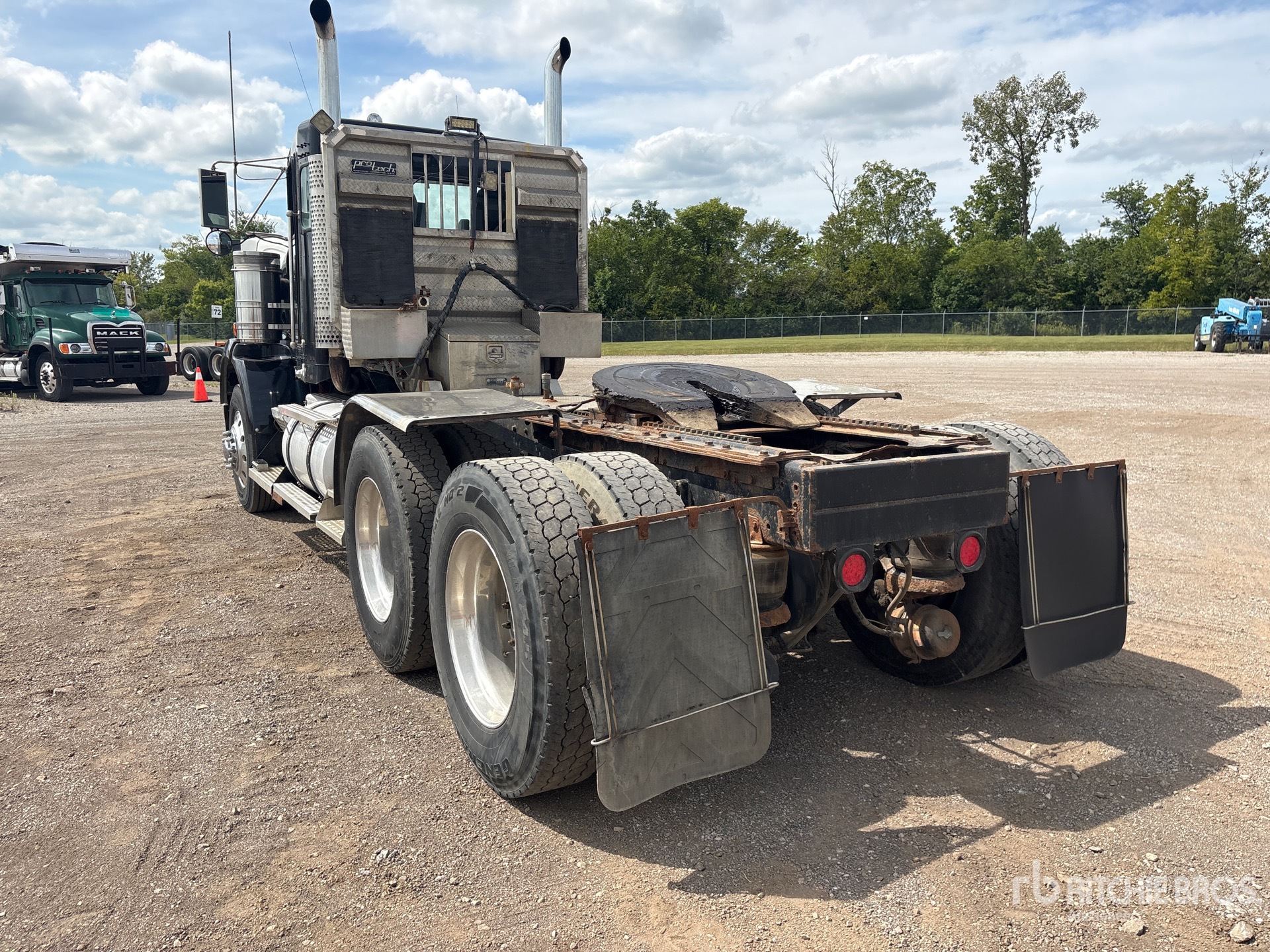 2000 Kenworth T800