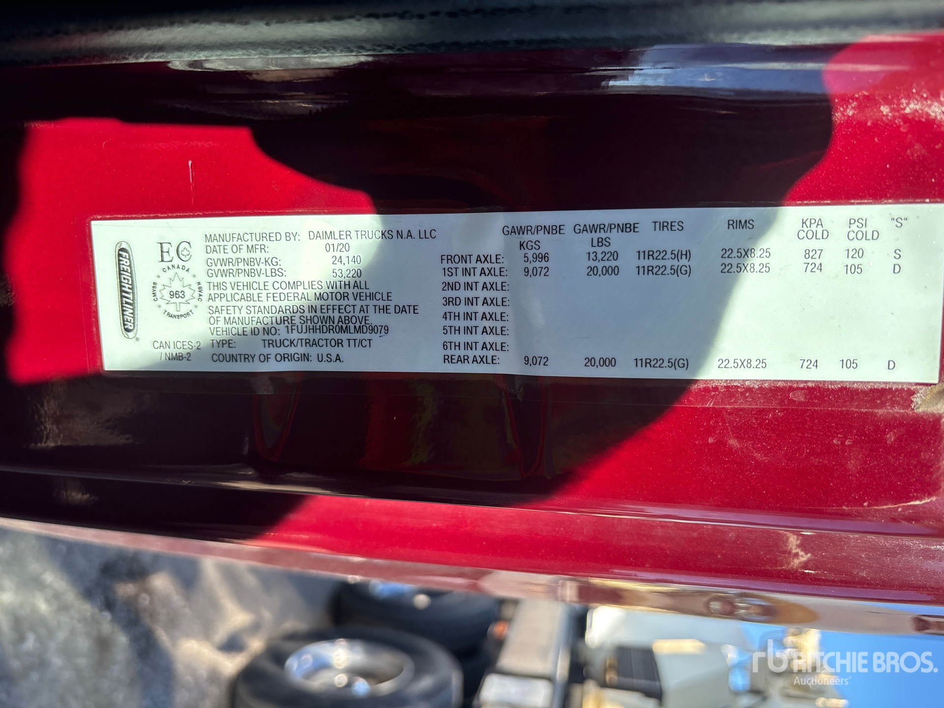 2021 Freightliner CASCADIA 126