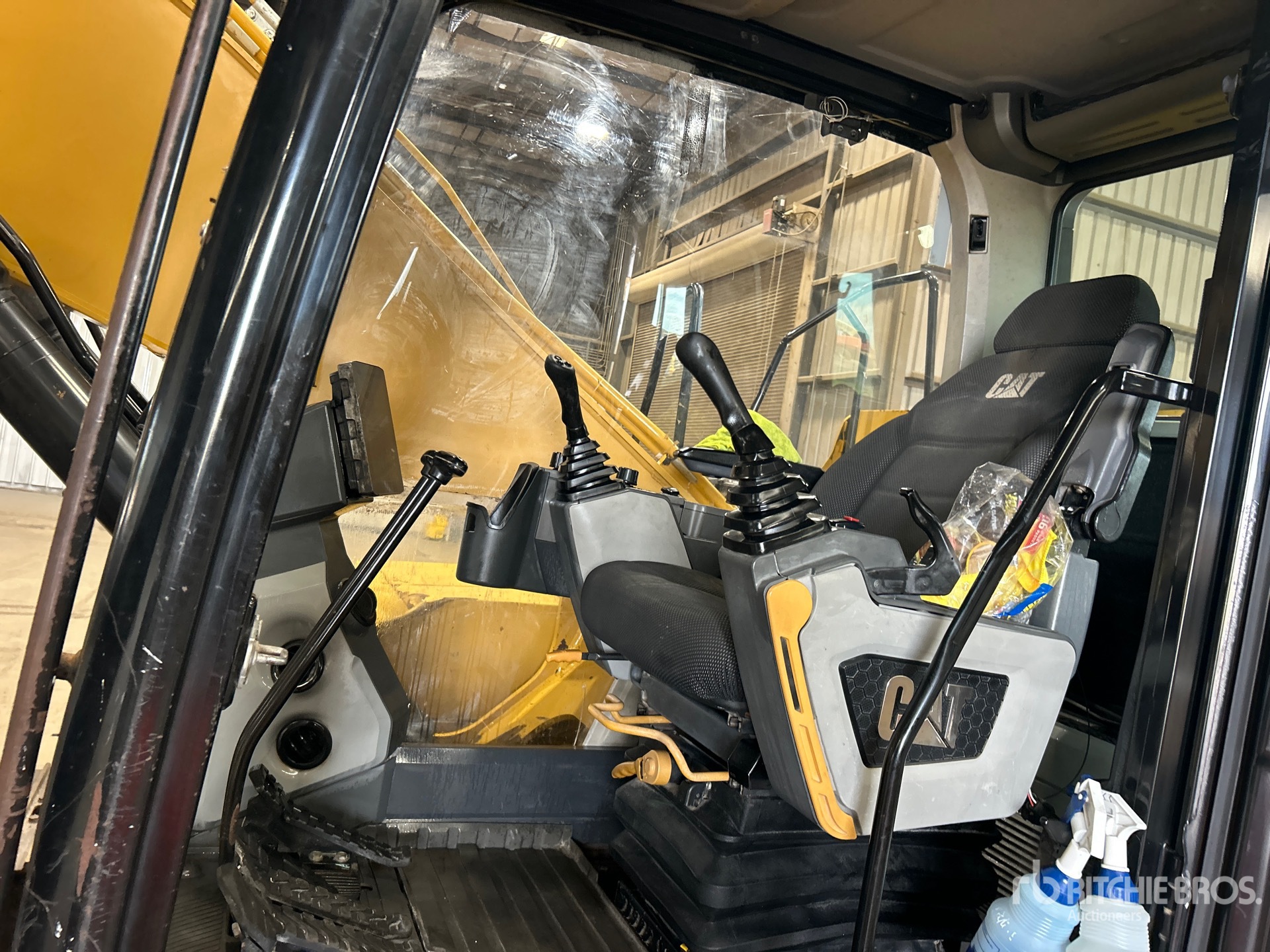 2019 Caterpillar 320 GC