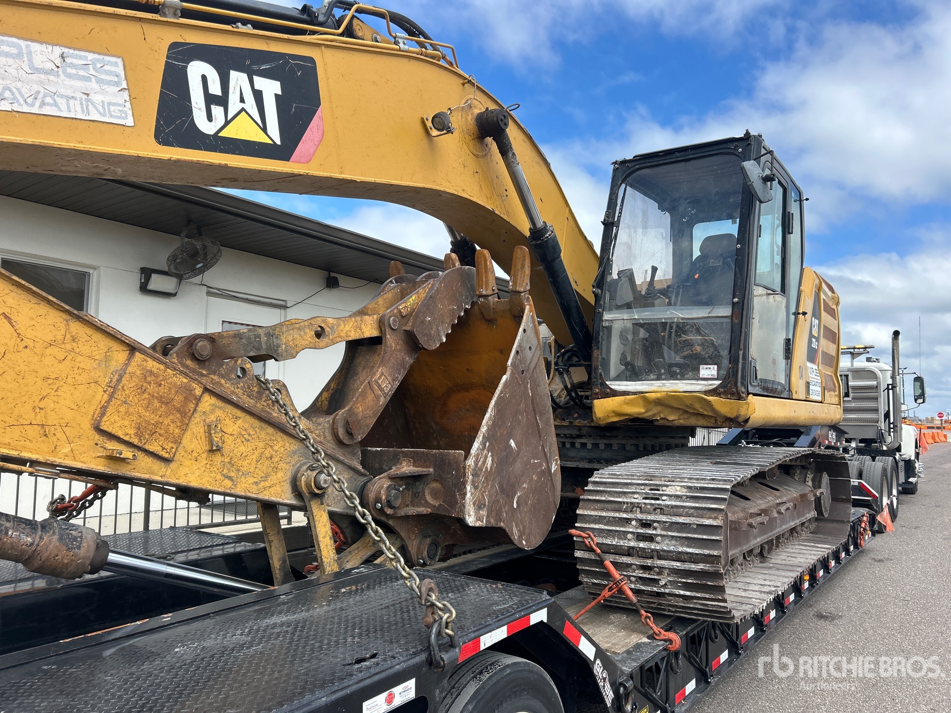2019 Caterpillar 320 GC