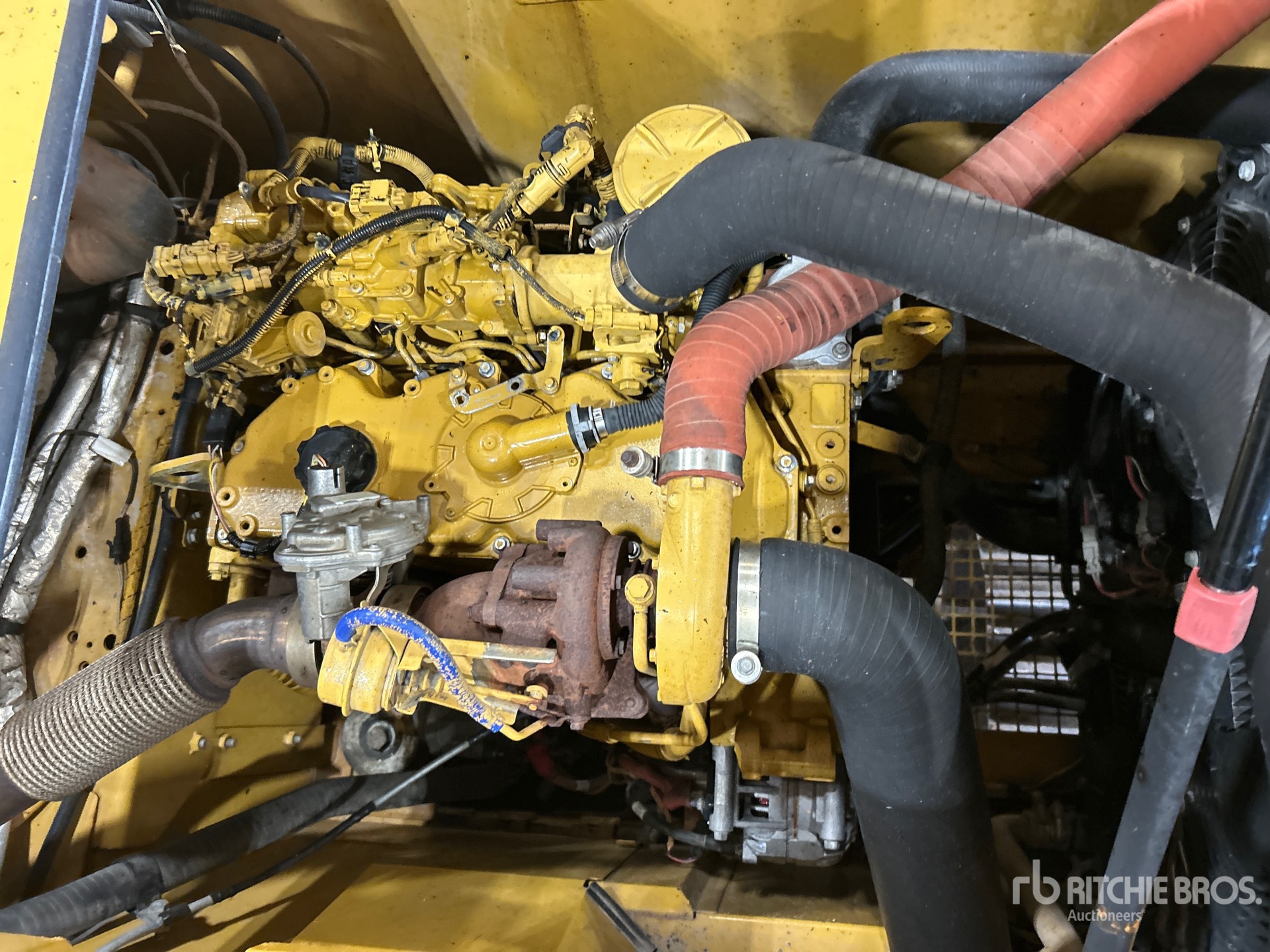 2019 Caterpillar 320 GC