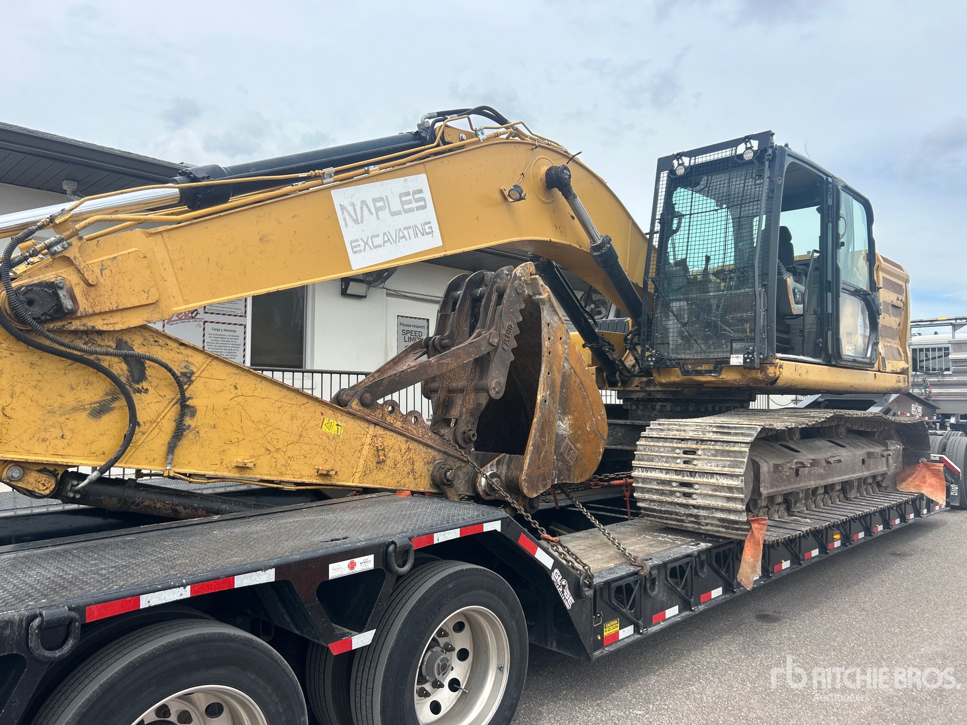 2021 Caterpillar 320 GC