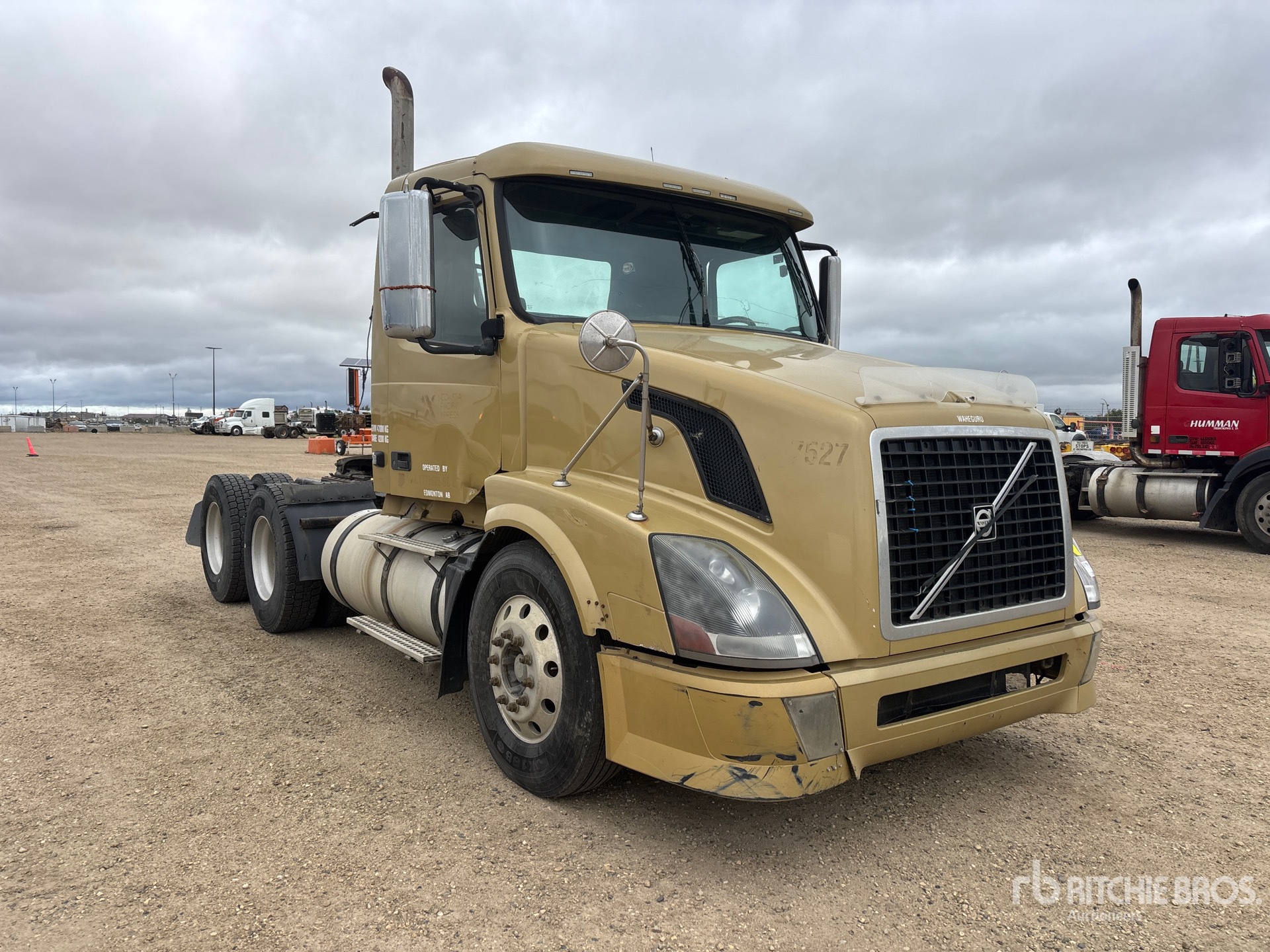 2010 Volvo VNL
