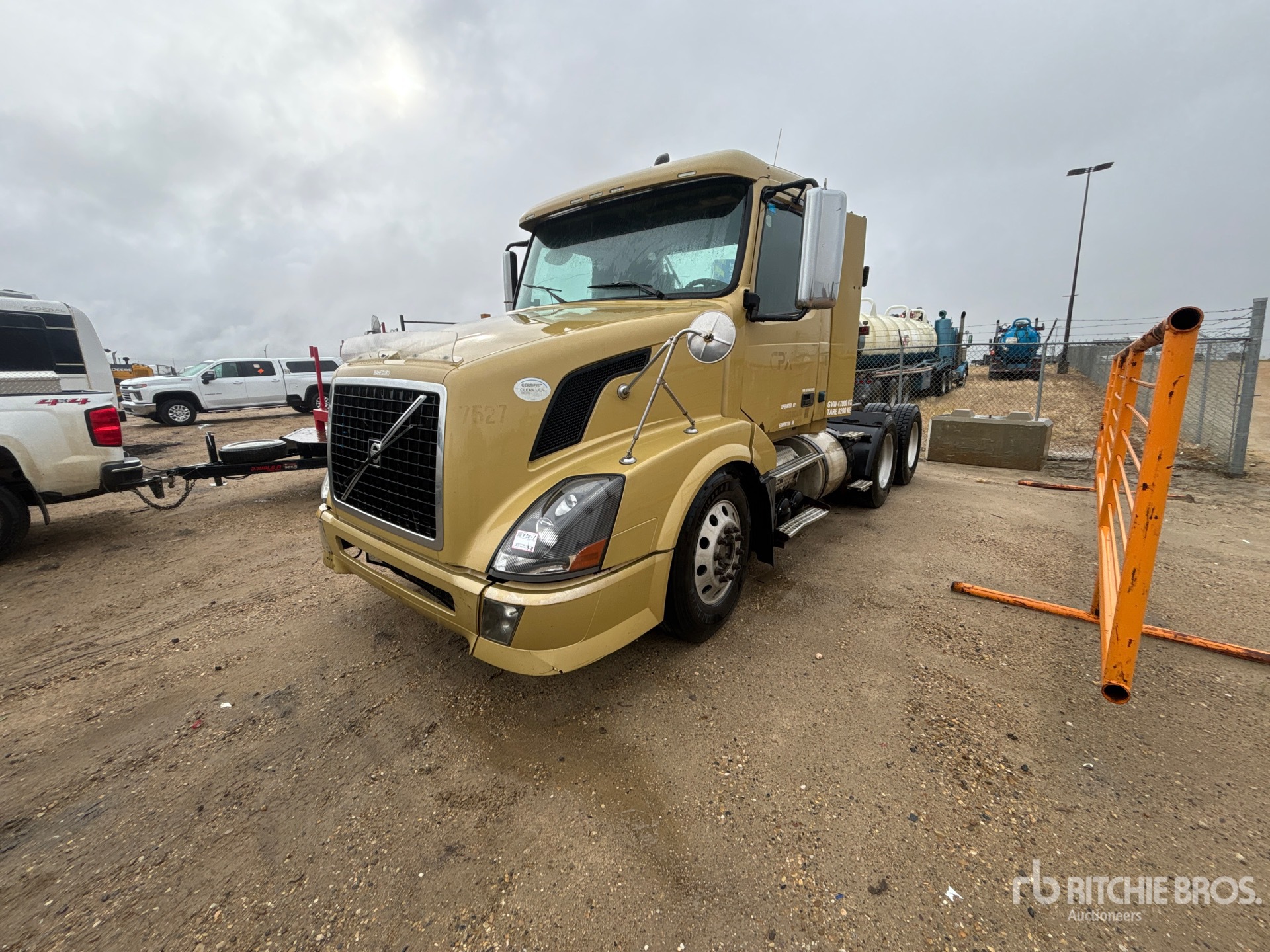2010 Volvo VNL