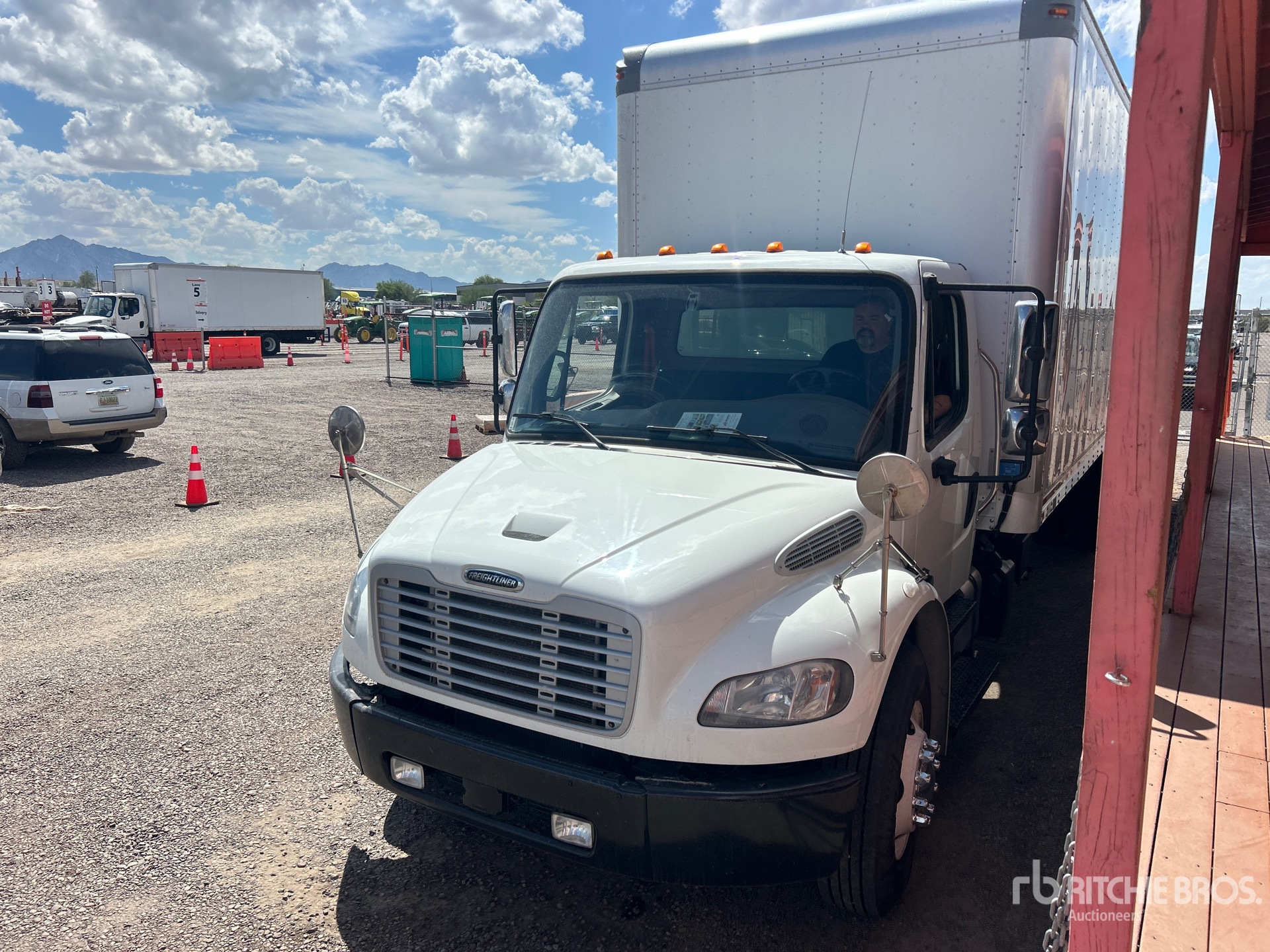 2020 Freightliner M2 106
