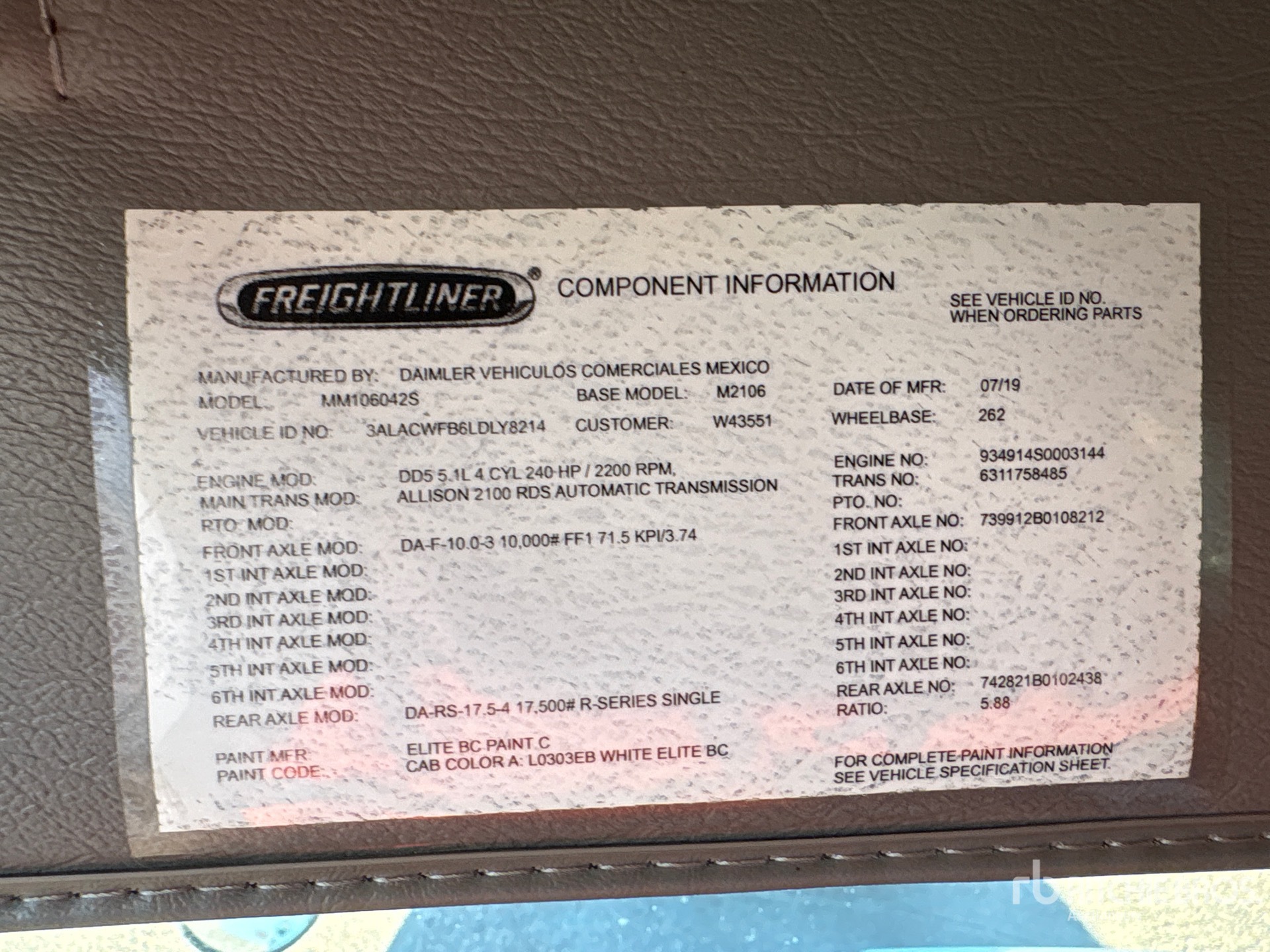 2020 Freightliner M2 106