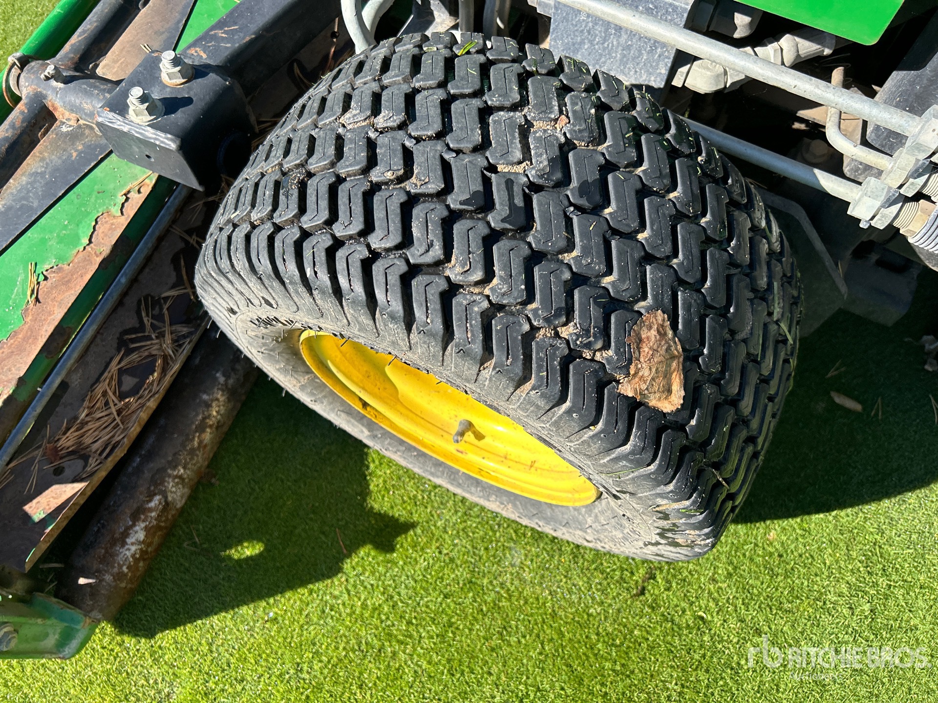 John Deere 2635A