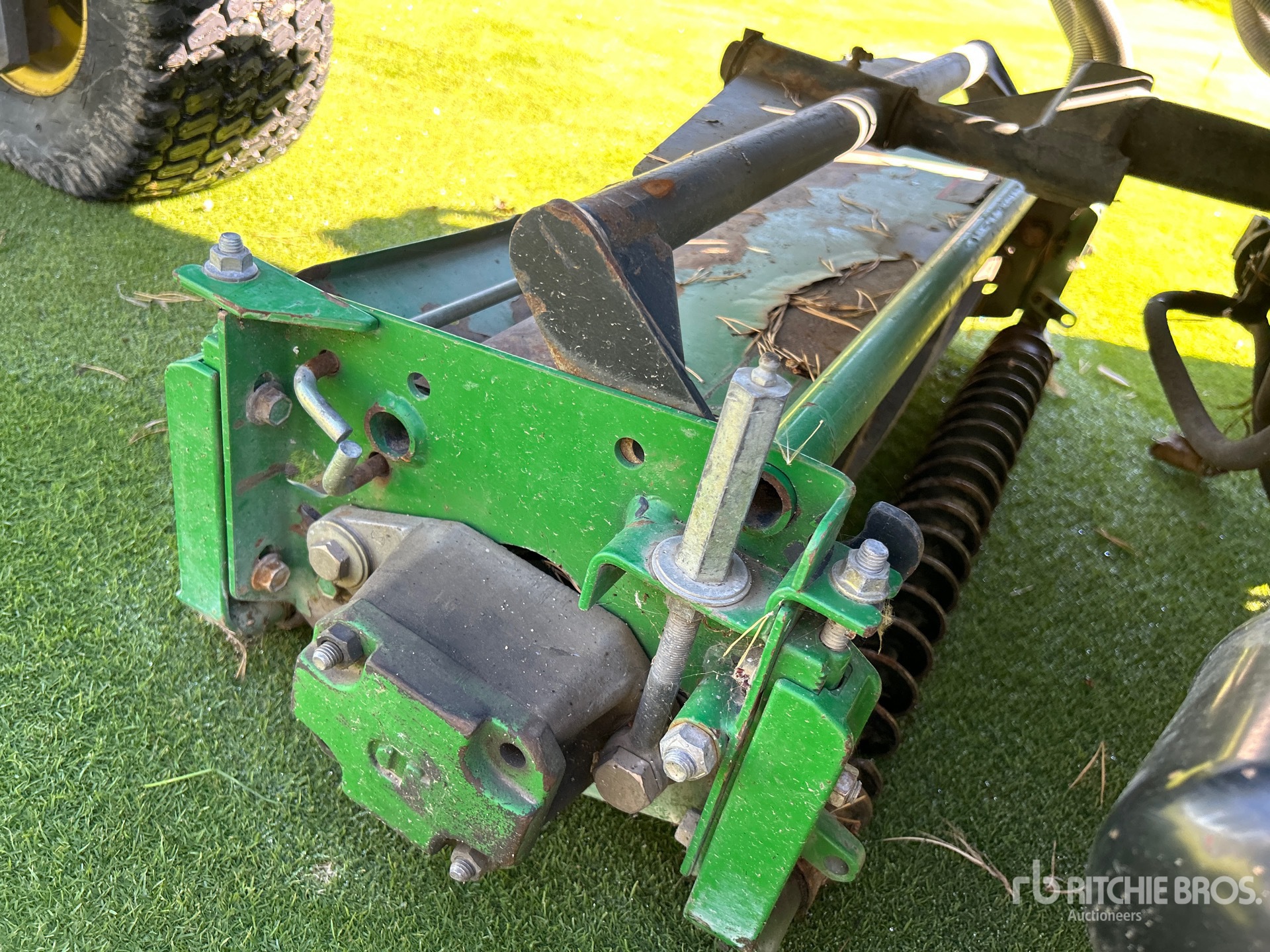 John Deere 2635A