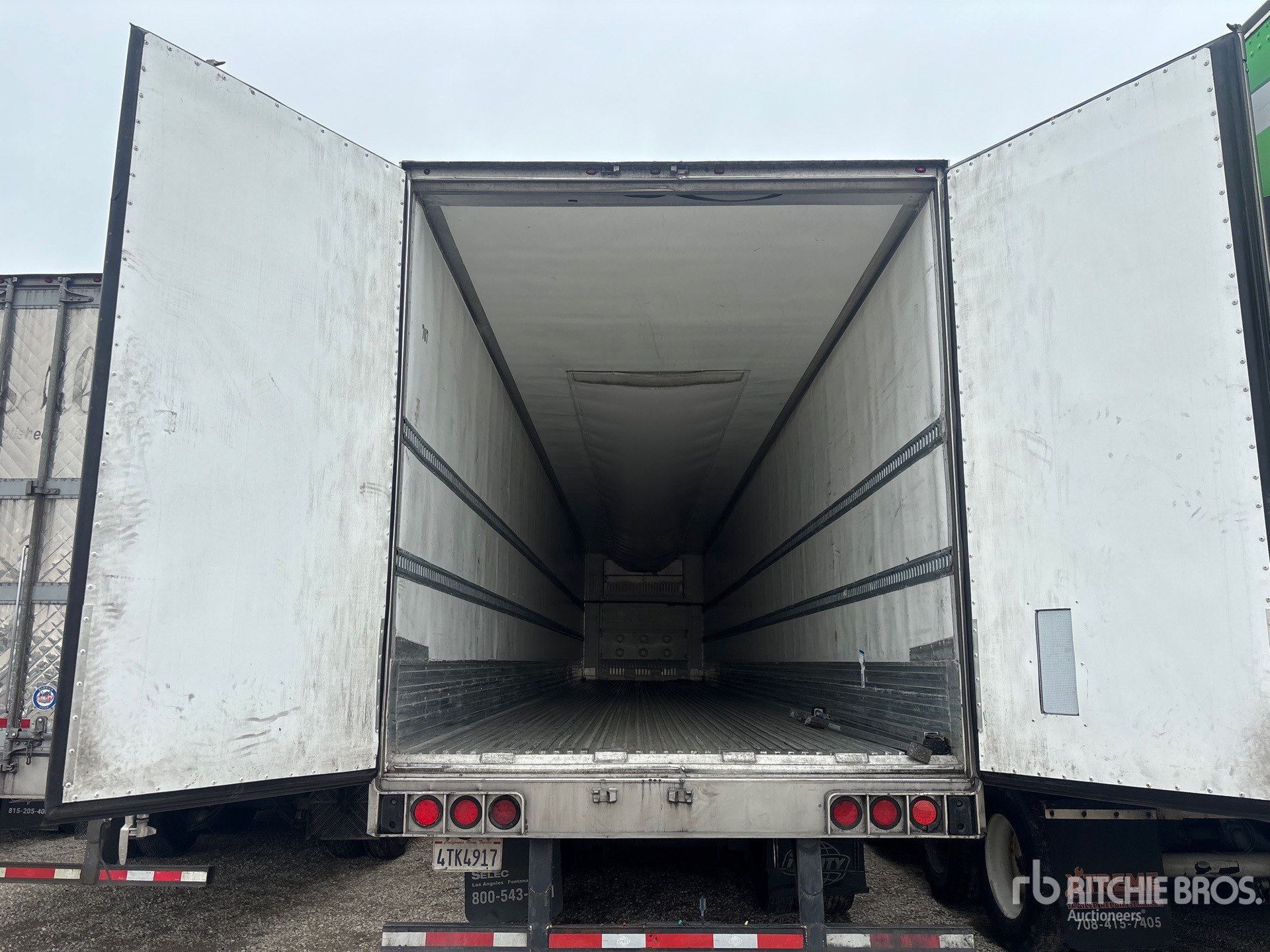 2021 Utility 53 FT T/A