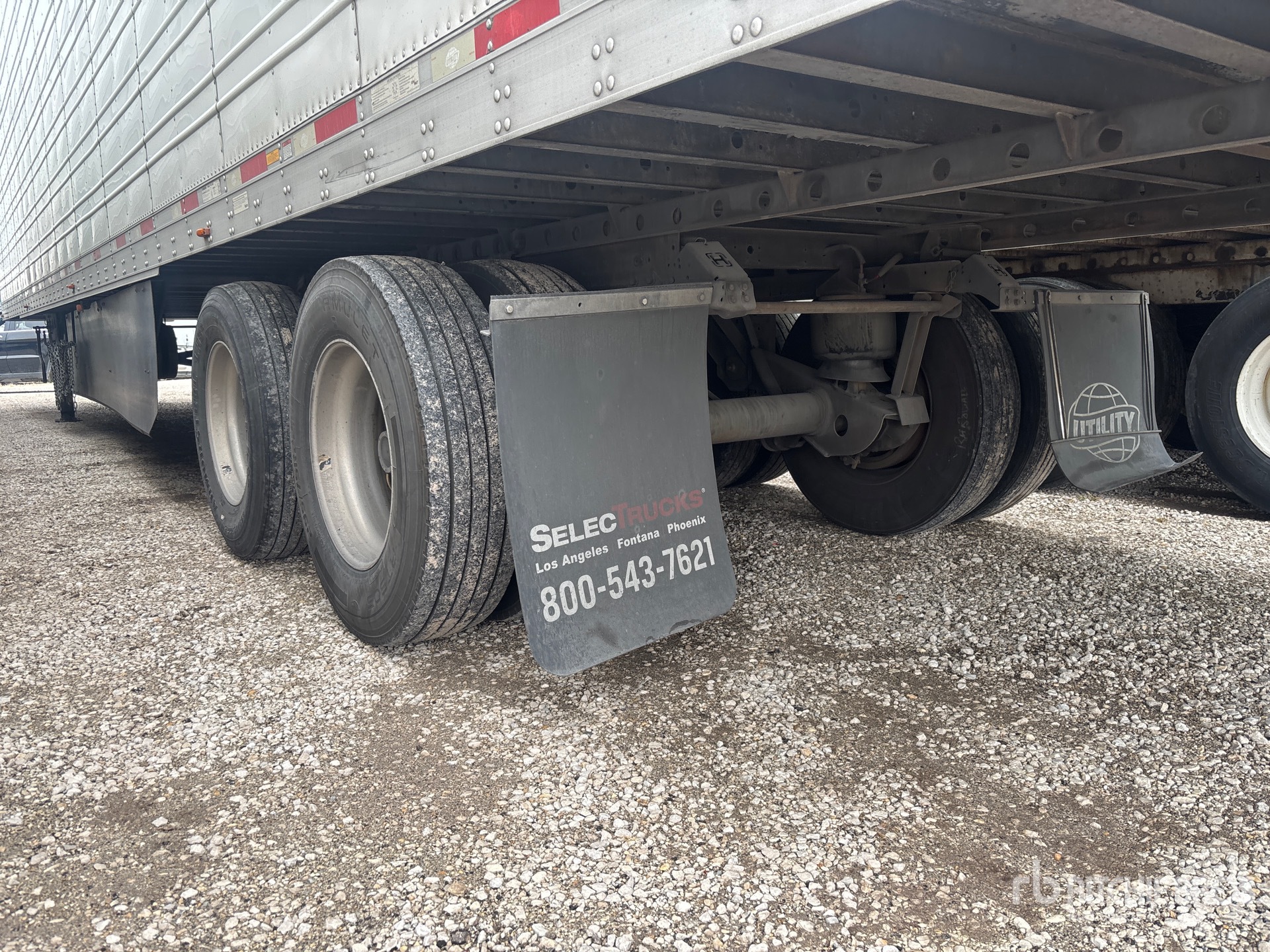 2021 Utility 53 FT T/A