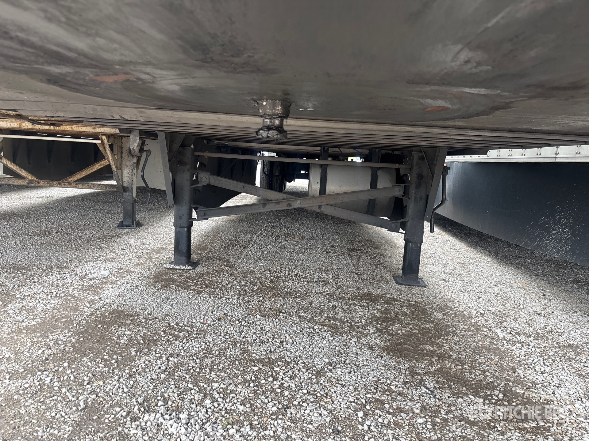 2021 Utility 53 FT T/A