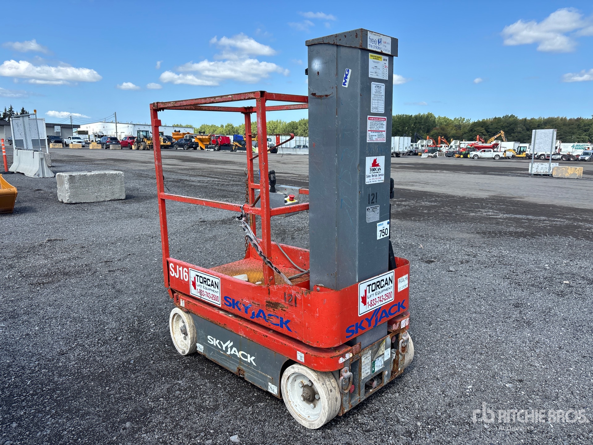 2012 Skyjack SJ16
