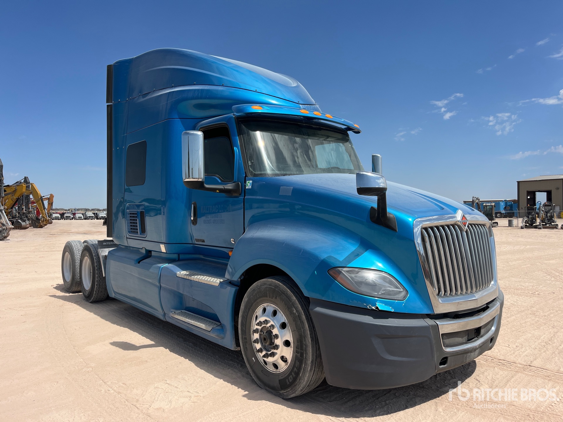 2019 International LT625