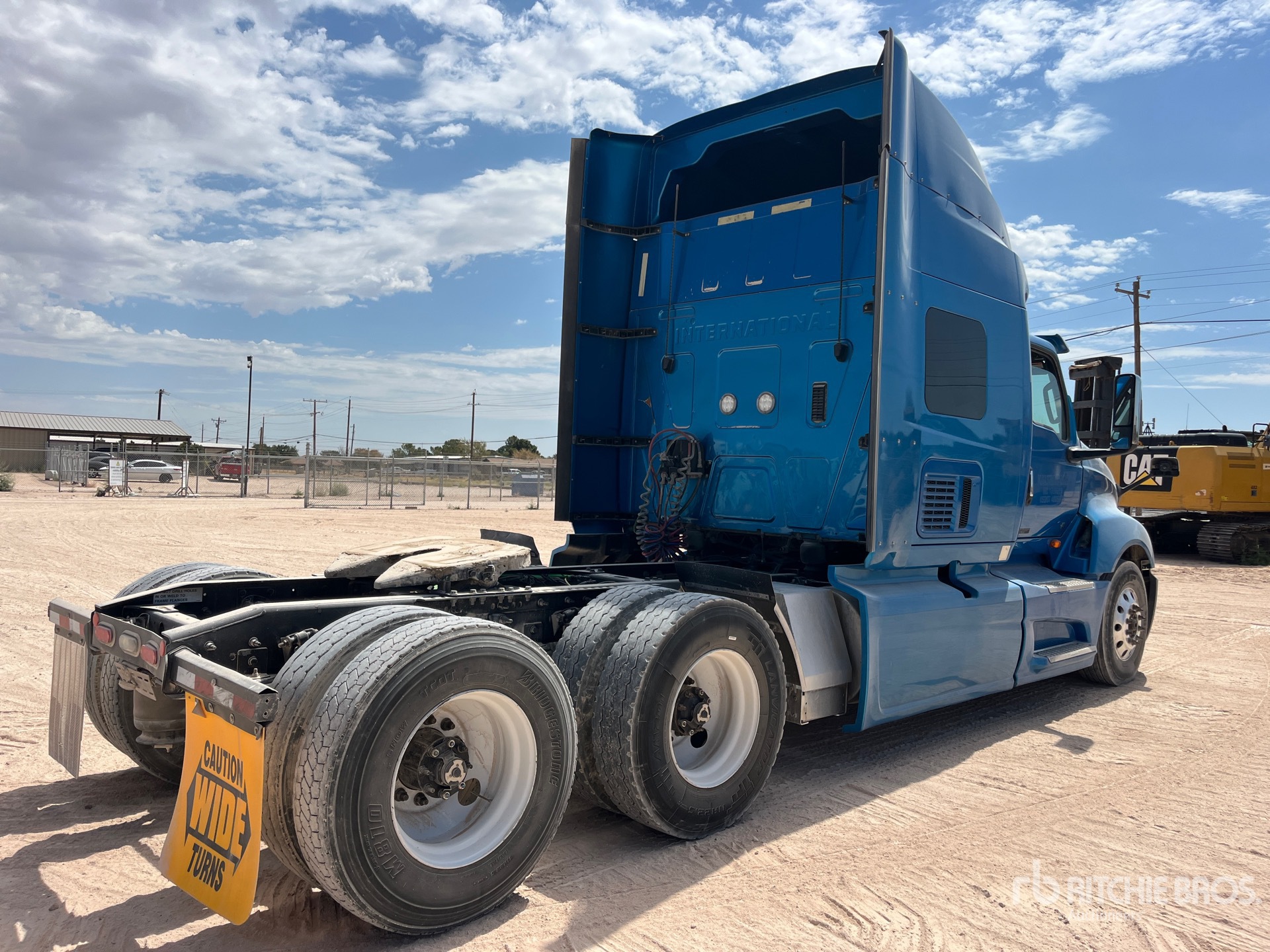 2019 International LT625