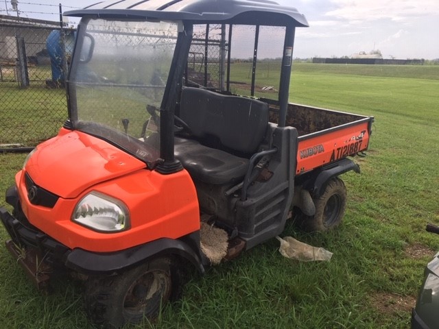 2012 Kubota RTV900 4x4 Utility Vehicle 2012 Kubota RTV900 4x4 Utility Vehicle