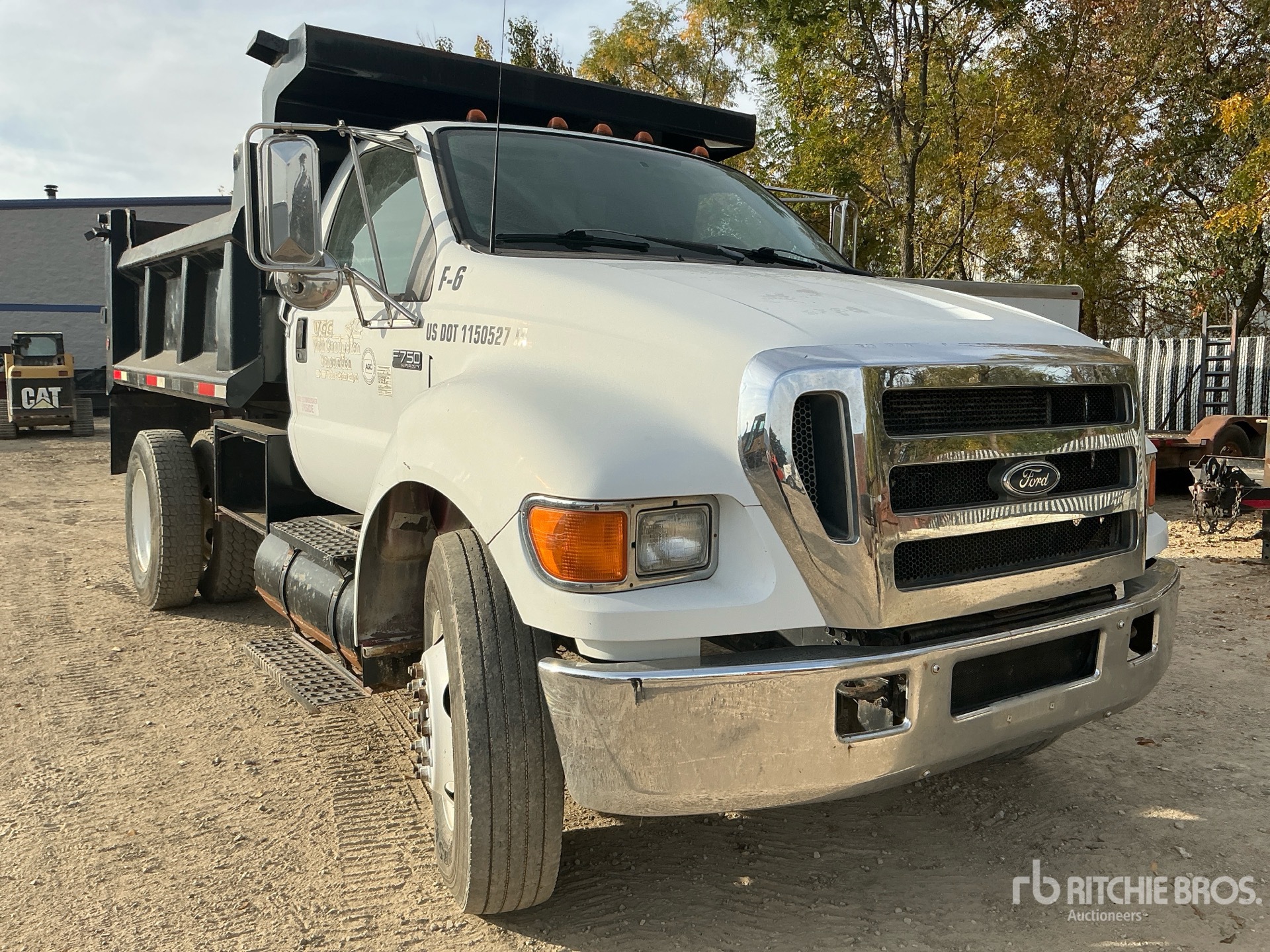 2004 Ford F-750