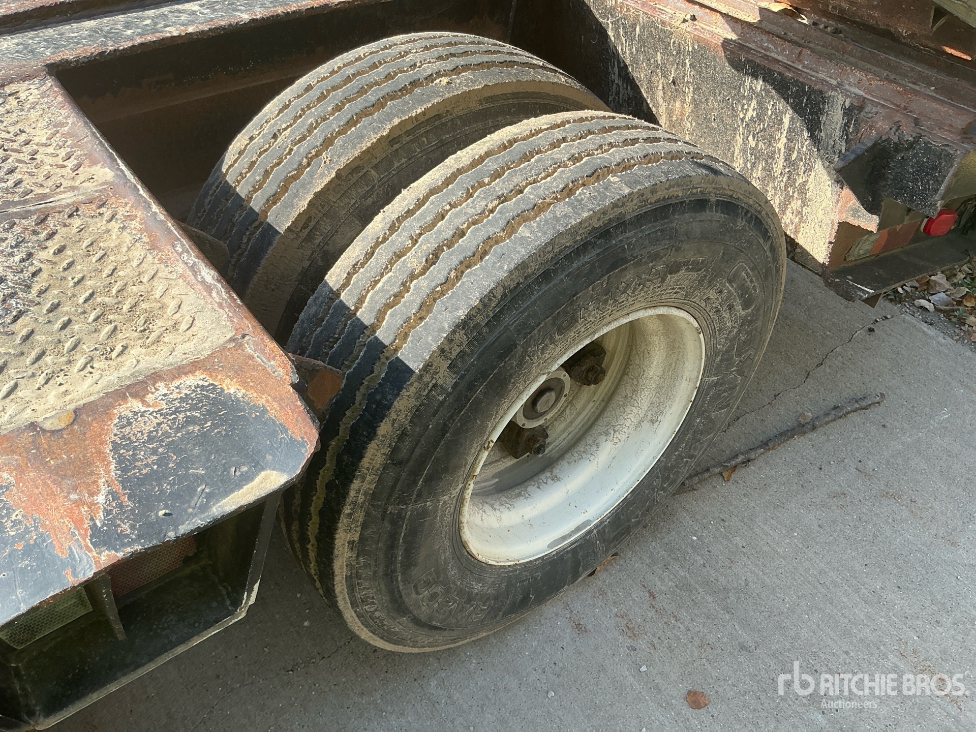 1976 Rogers 35 TON TRI/A