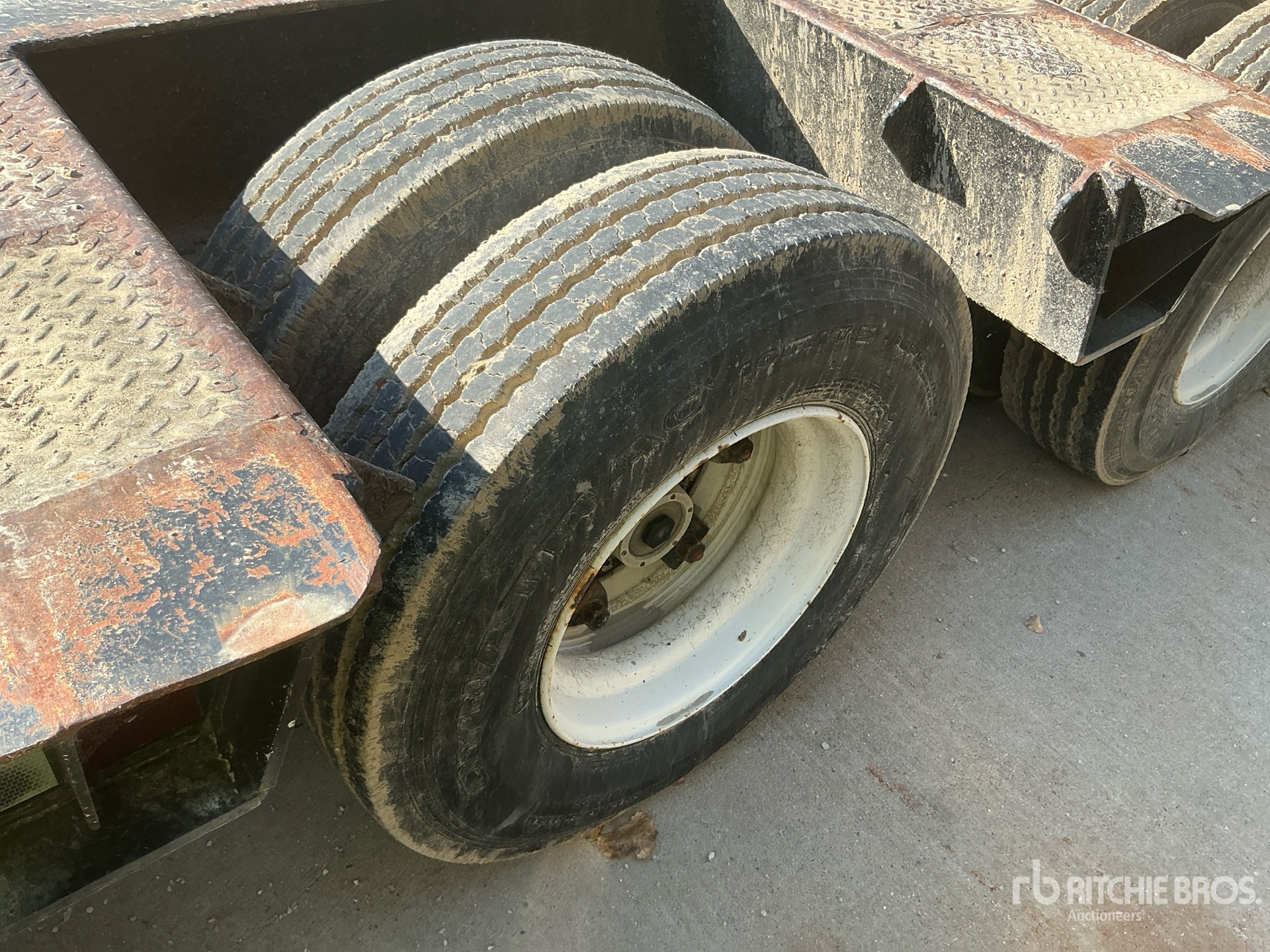 1976 Rogers 35 TON TRI/A